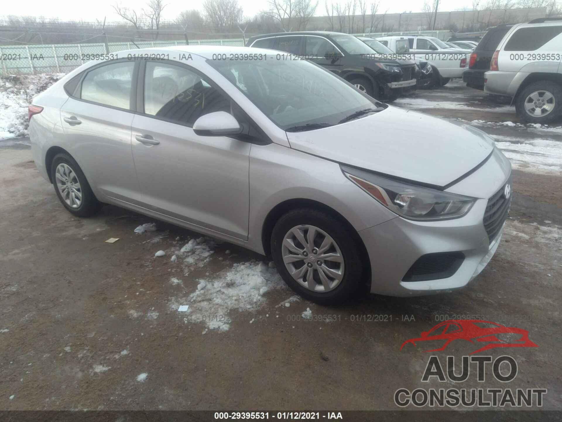HYUNDAI ACCENT 2018 - 3KPC24A37JE007351