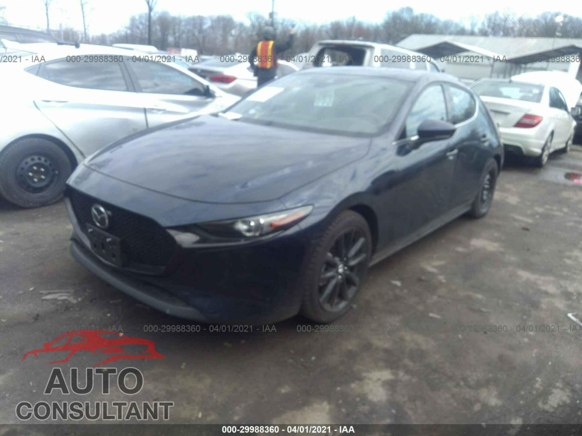 MAZDA MAZDA3 HATCHBACK 2019 - JM1BPANMXK1140866