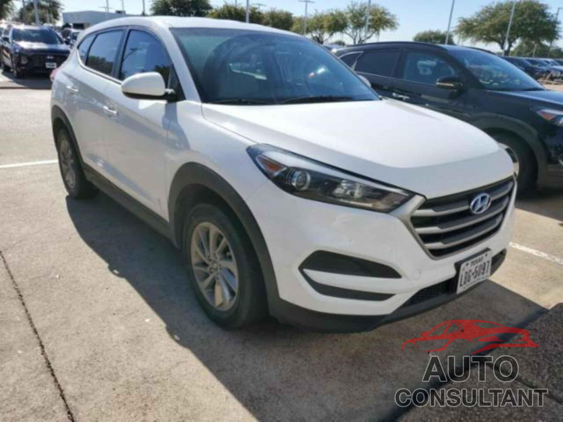 HYUNDAI TUCSON 2018 - KM8J23A43JU683108