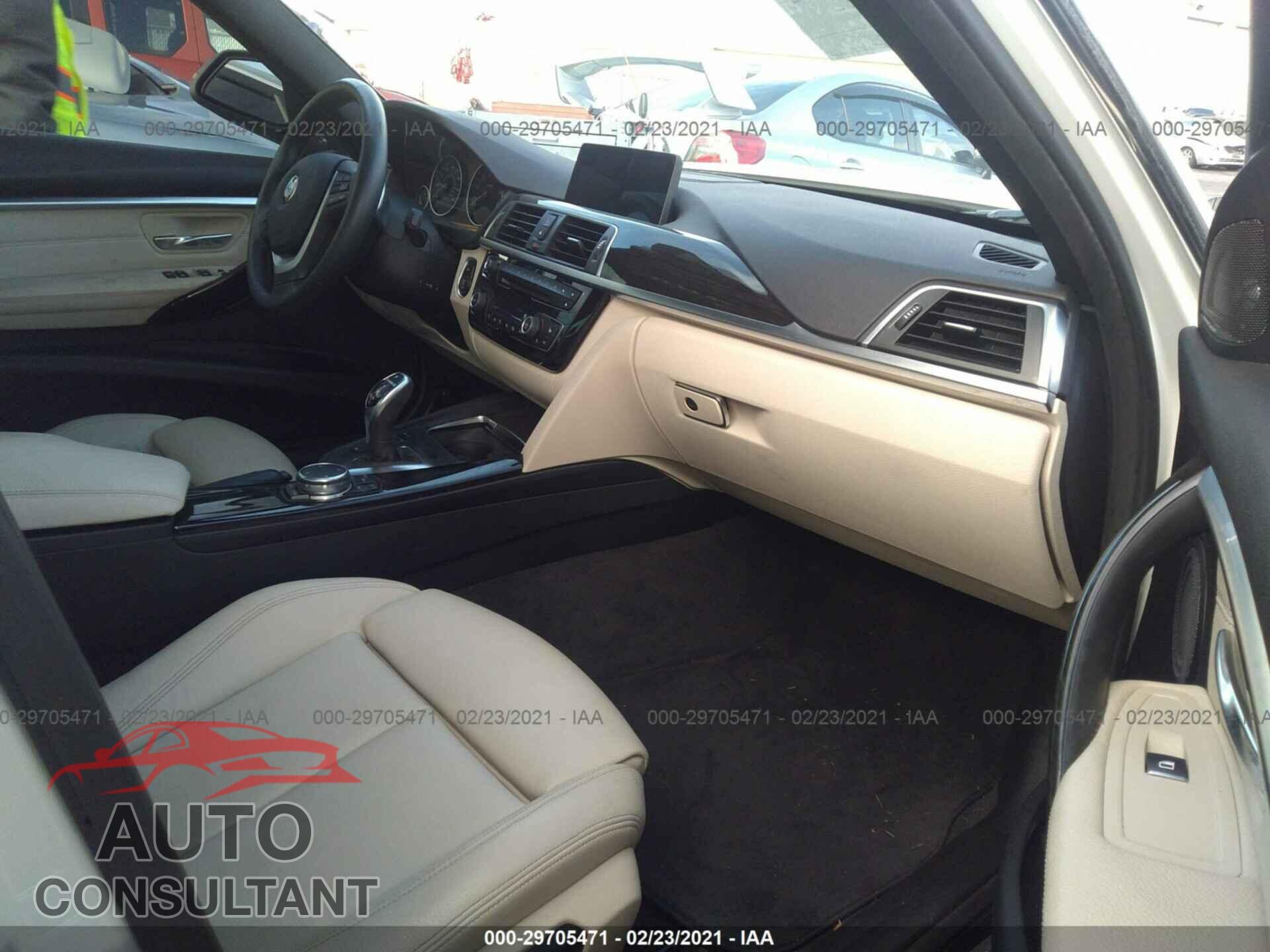BMW 3 SERIES 2016 - WBA8E9G55GNU28408