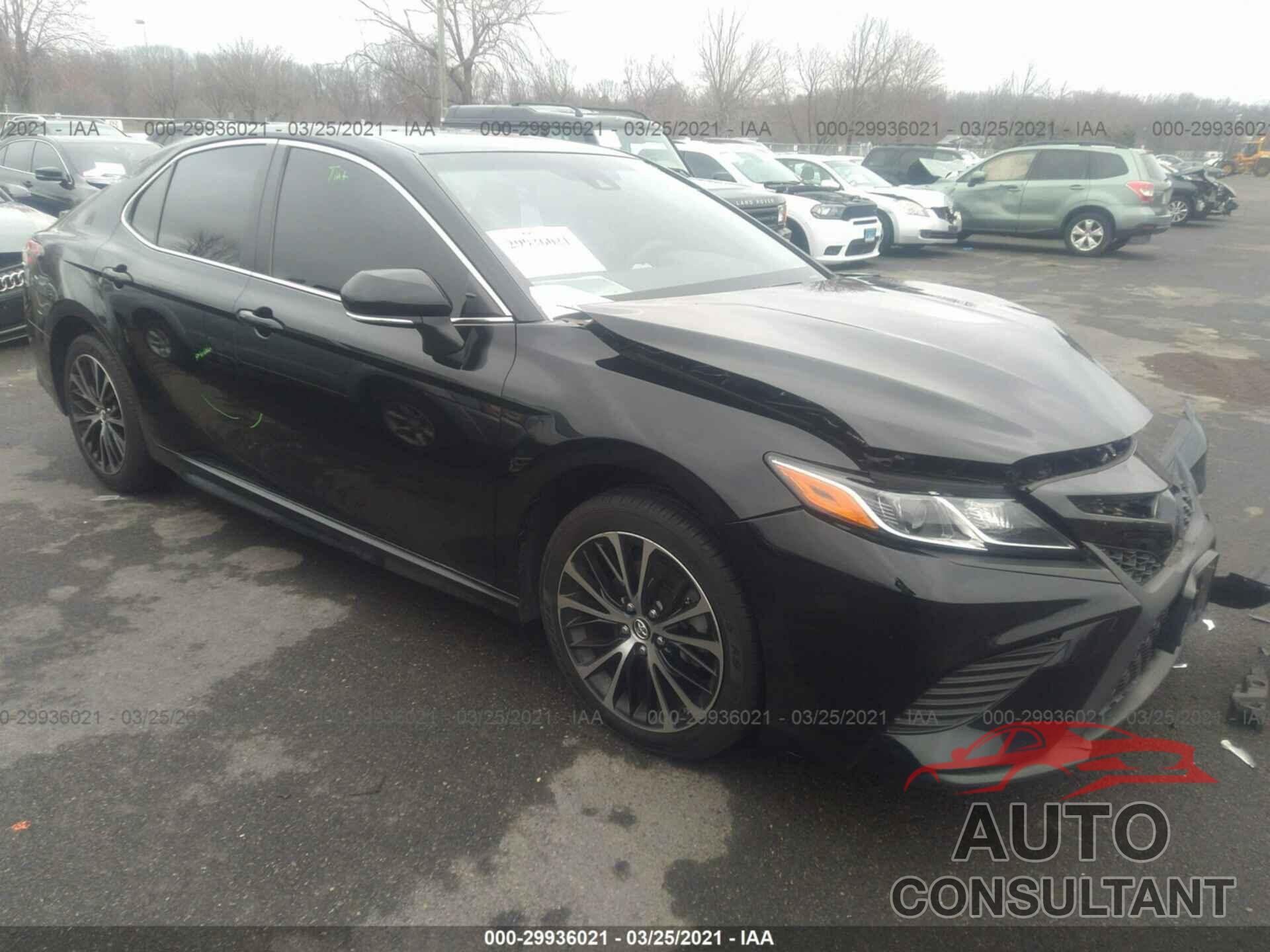 TOYOTA CAMRY 2018 - JTNB11HK7J3041335