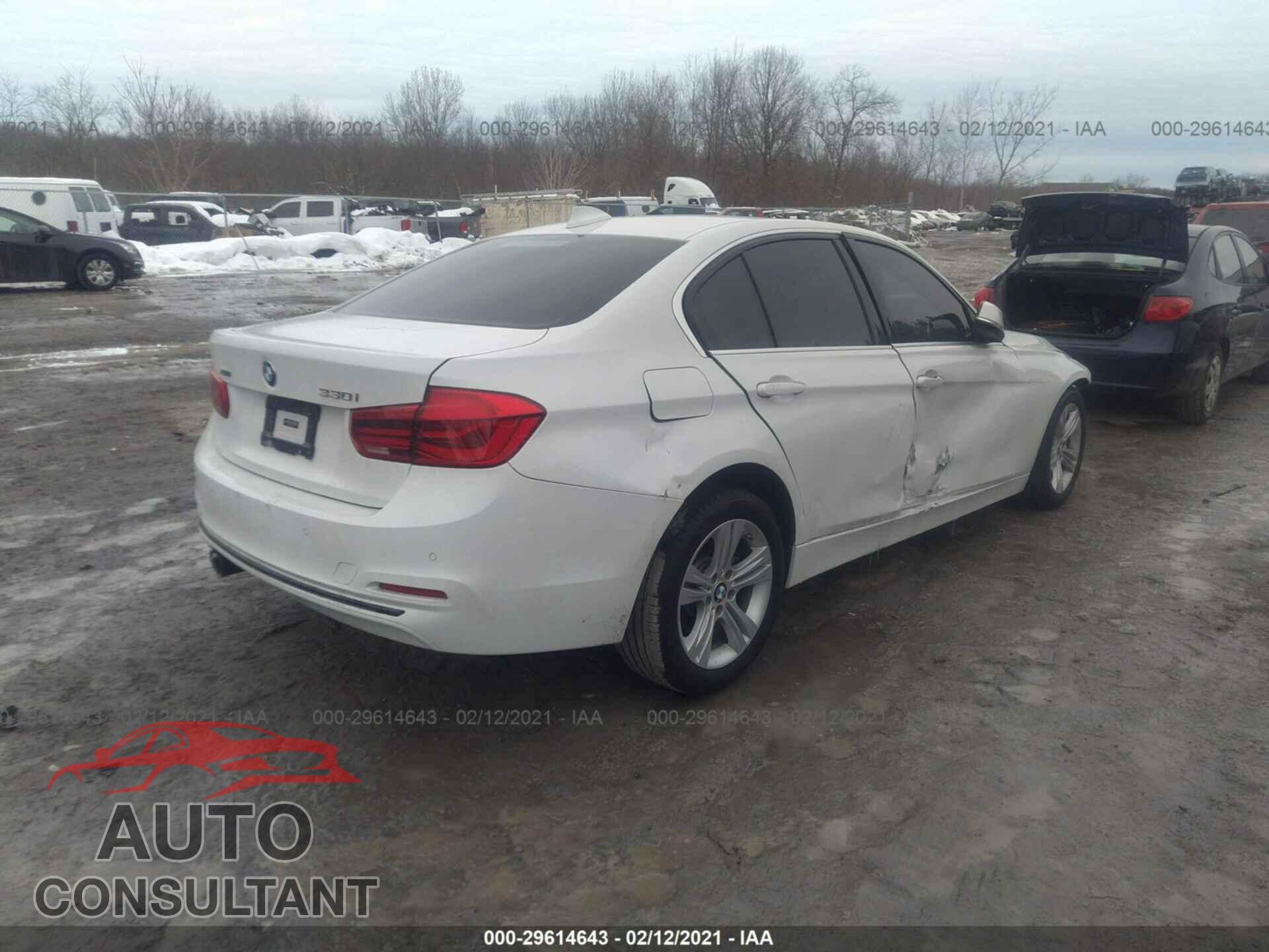 BMW 3 SERIES 2017 - WBA8D9C37HA005667