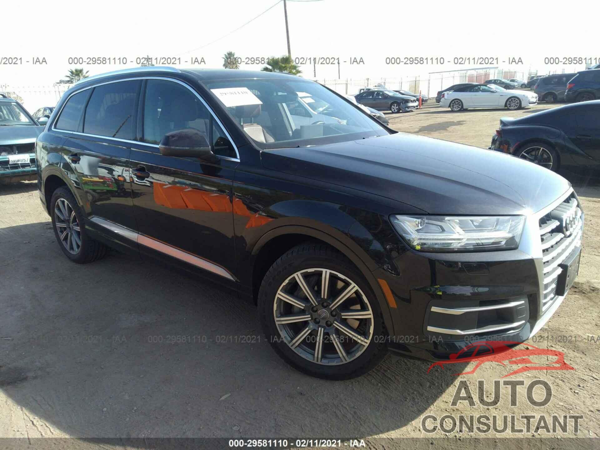 AUDI Q7 2018 - WA1LHAF70JD031897