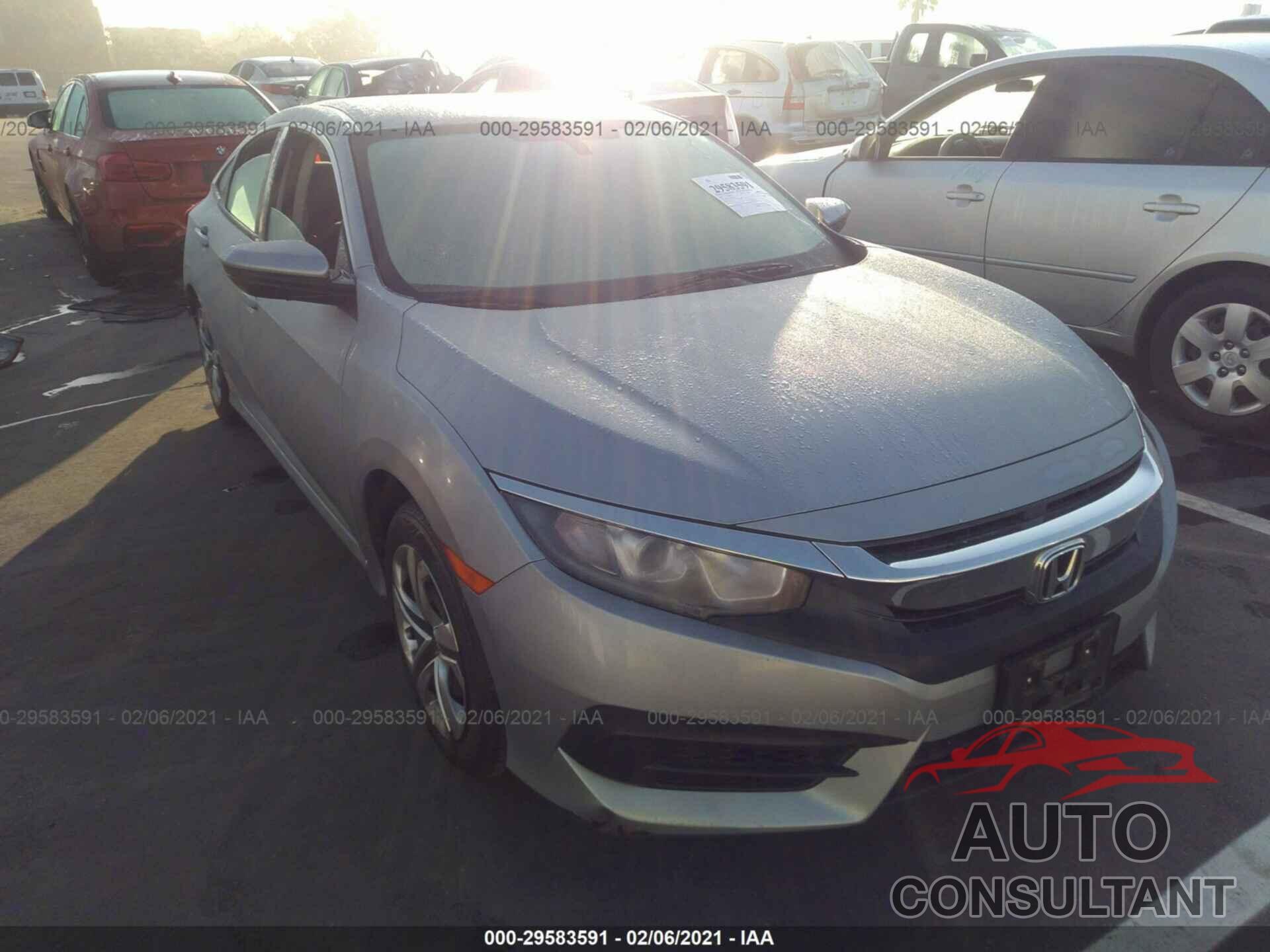 HONDA CIVIC SEDAN 2018 - 2HGFC2F55JH521228