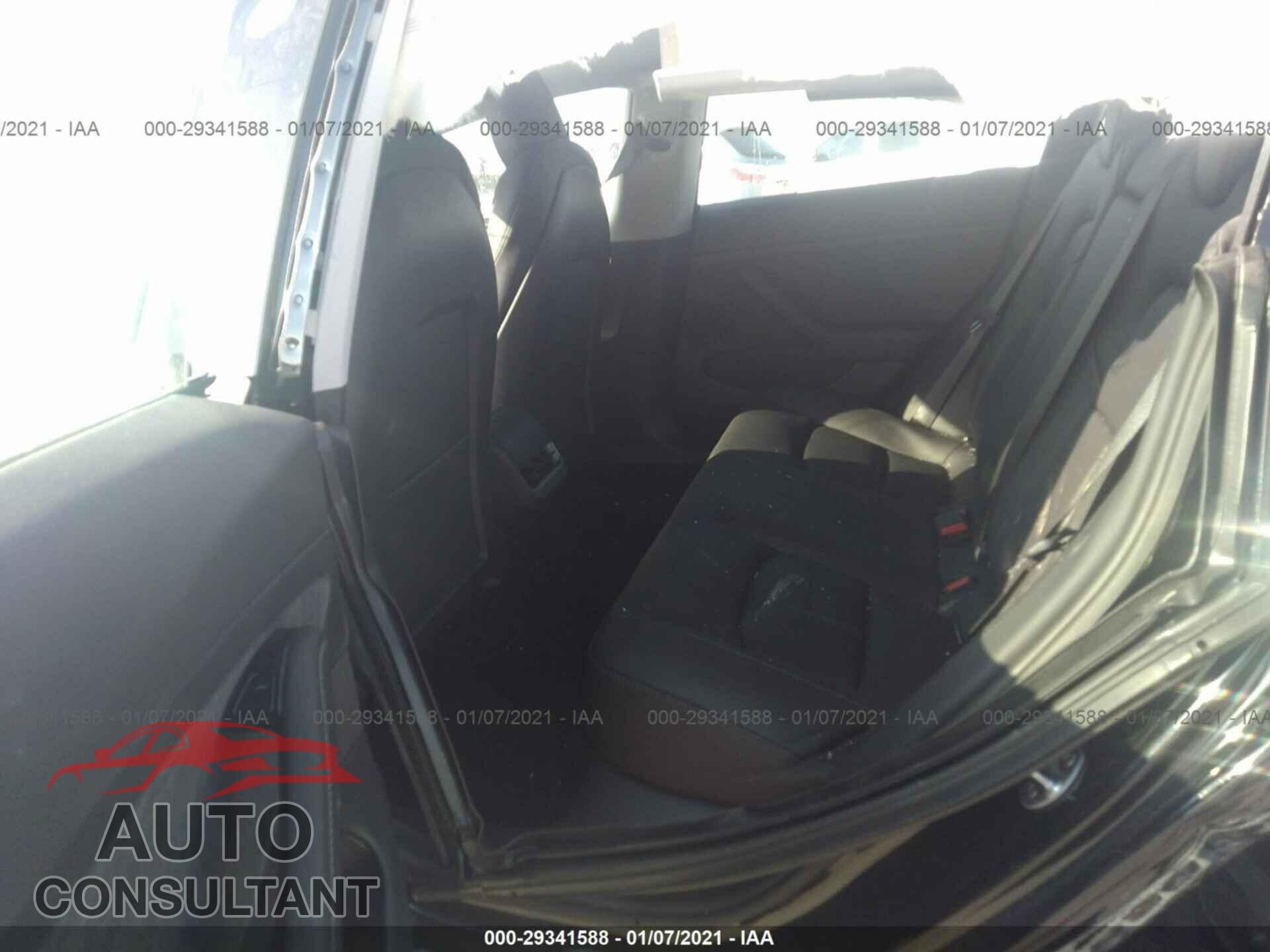 TESLA MODEL 3 2020 - 5YJ3E1EB1LF790865