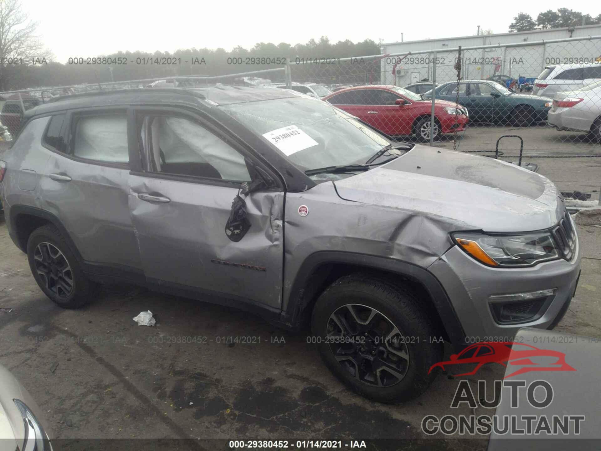 JEEP COMPASS 2019 - 3C4NJDDB9KT620096