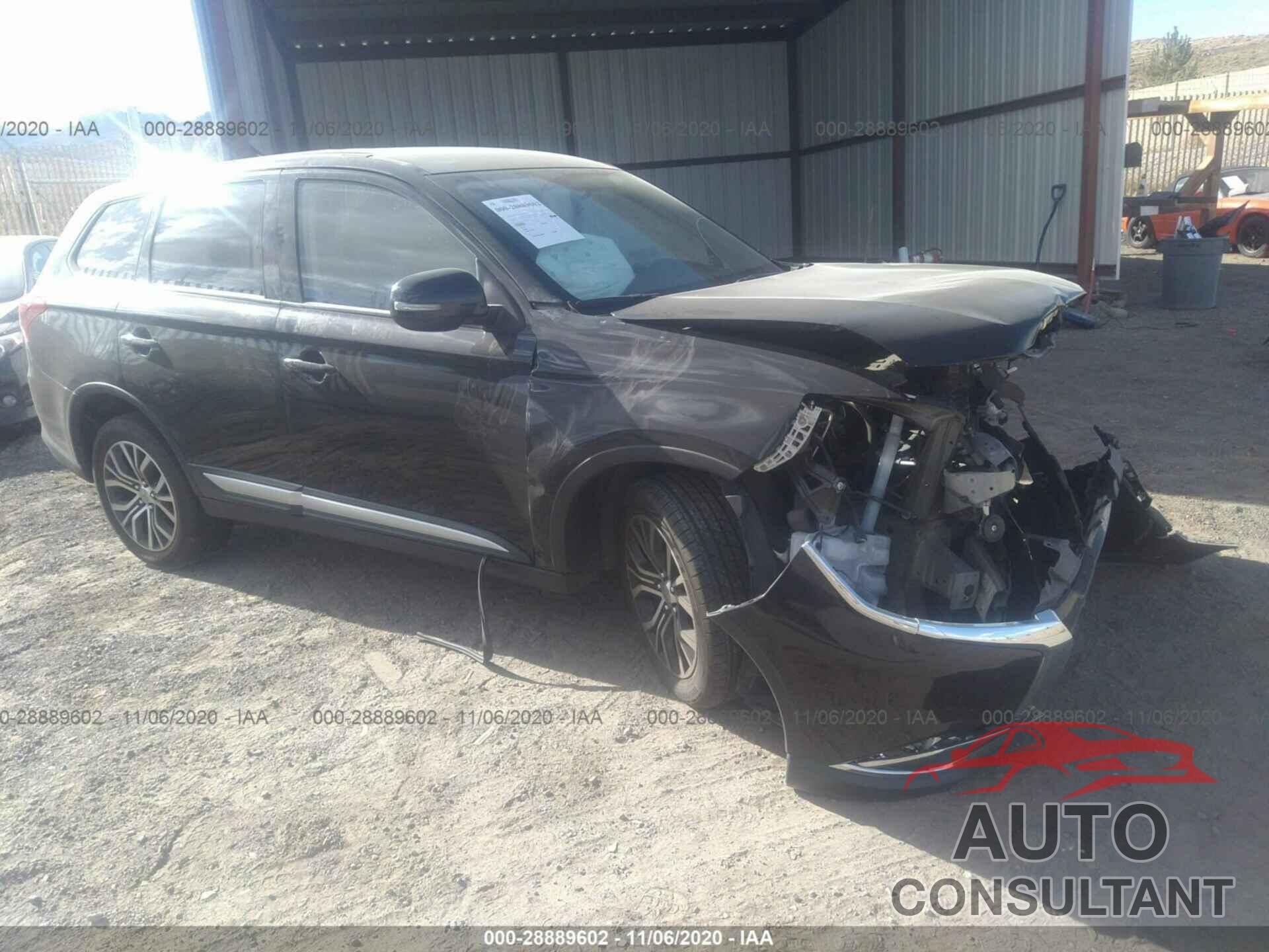 MITSUBISHI OUTLANDER 2018 - JA4AZ3A36JZ055824