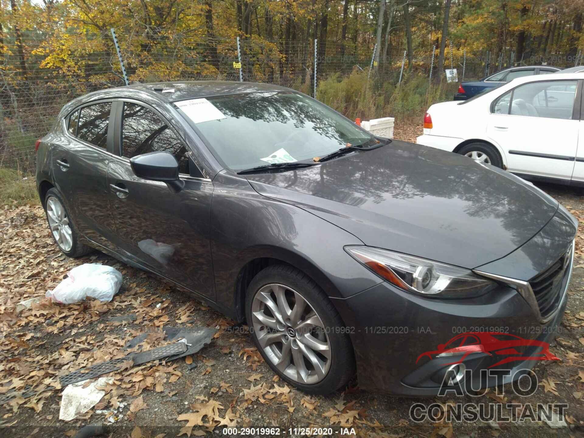 MAZDA MAZDA3 2016 - JM1BM1N36G1355085