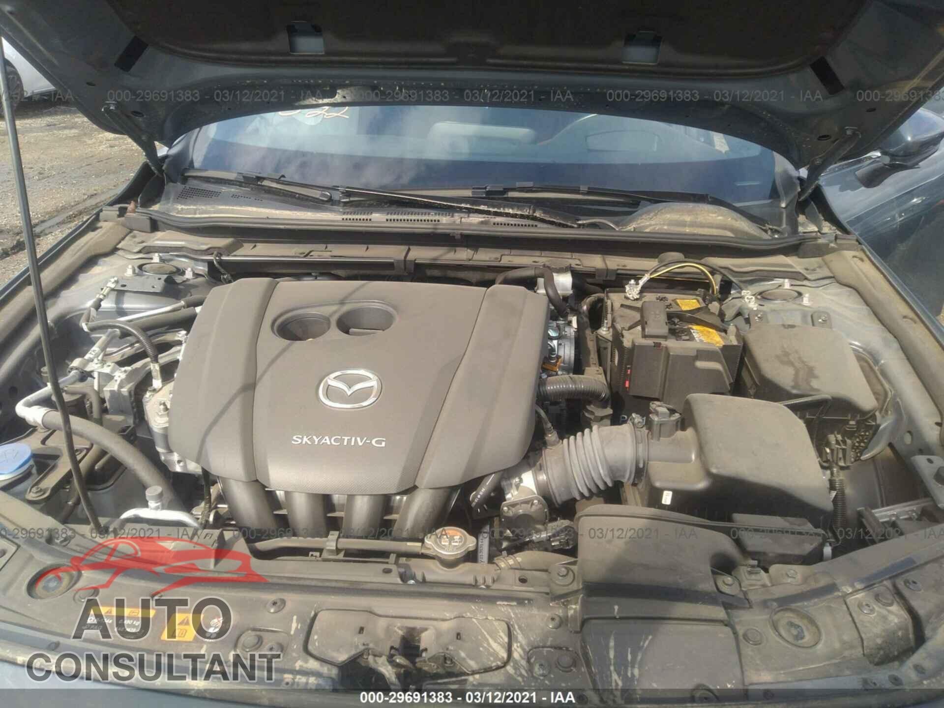MAZDA MAZDA3 HATCHBACK 2019 - JM1BPANM0K1140357