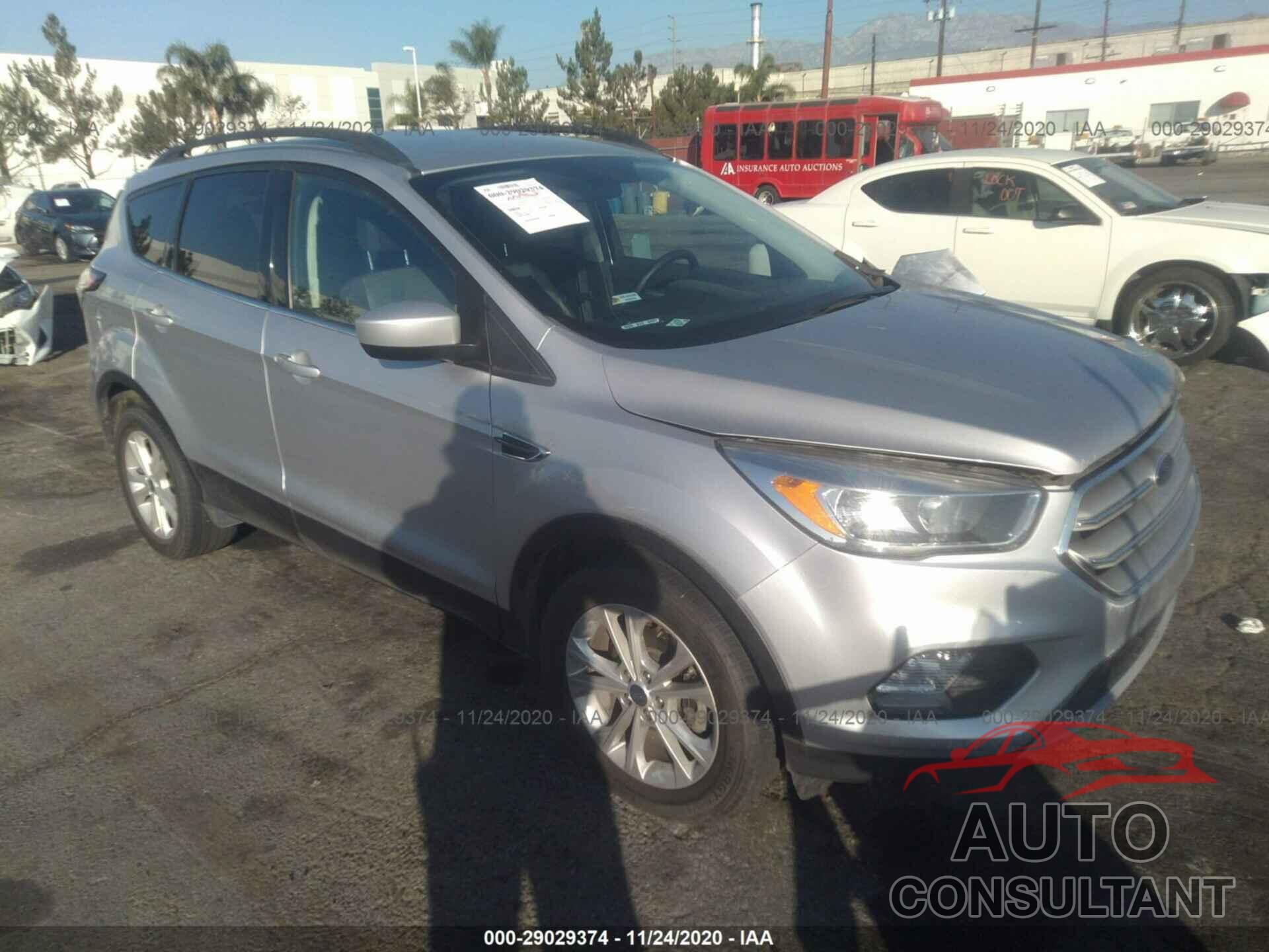 FORD ESCAPE 2018 - 1FMCU0GD9JUC09236