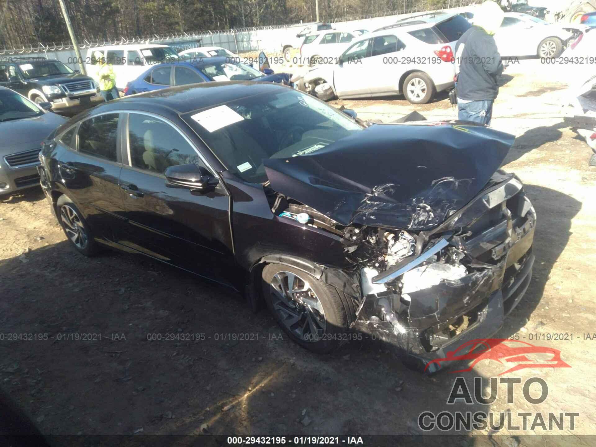 HONDA CIVIC SEDAN 2018 - 19XFC2F76JE029240