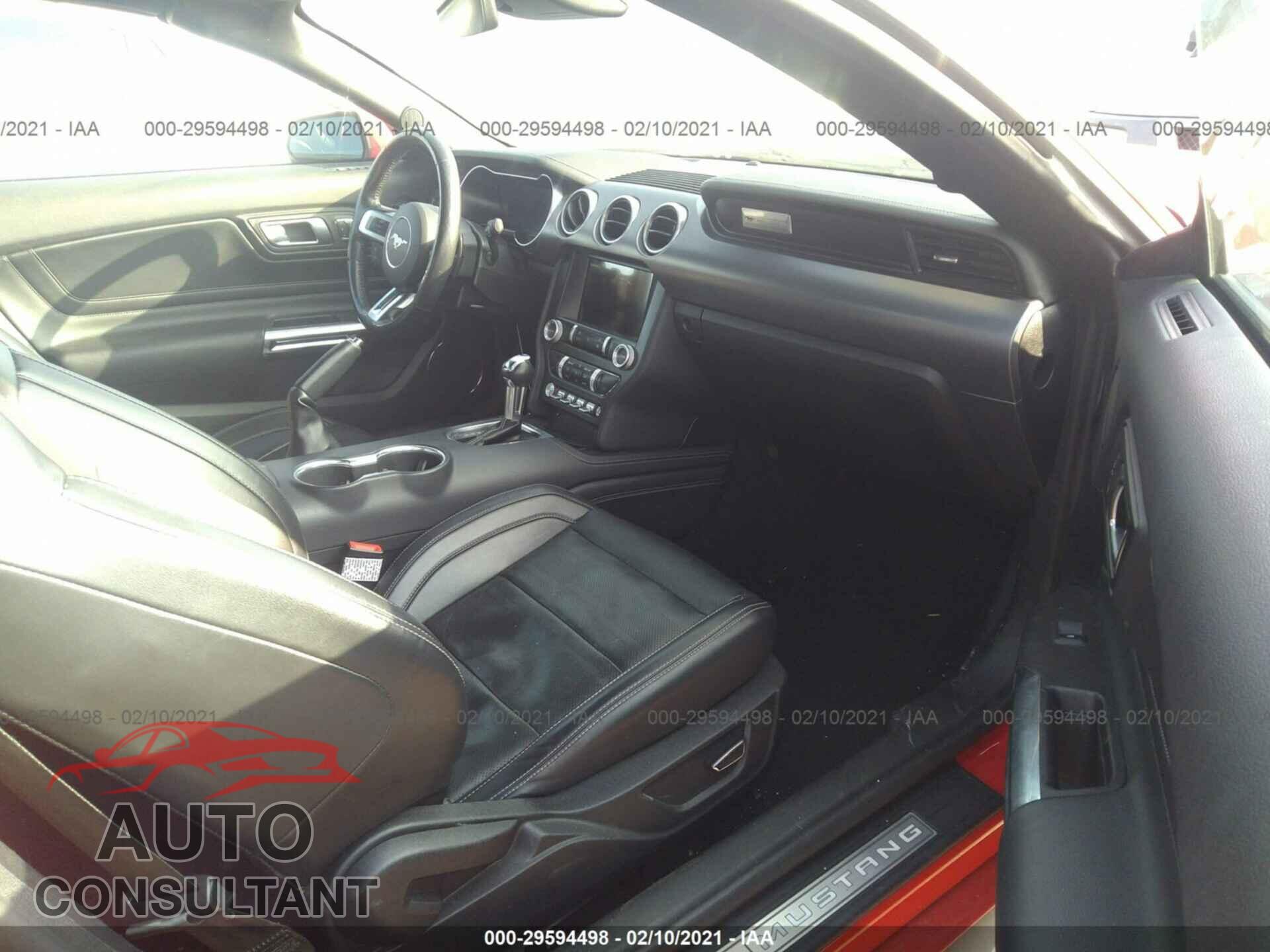 FORD MUSTANG 2019 - 1FATP8UH9K5159473