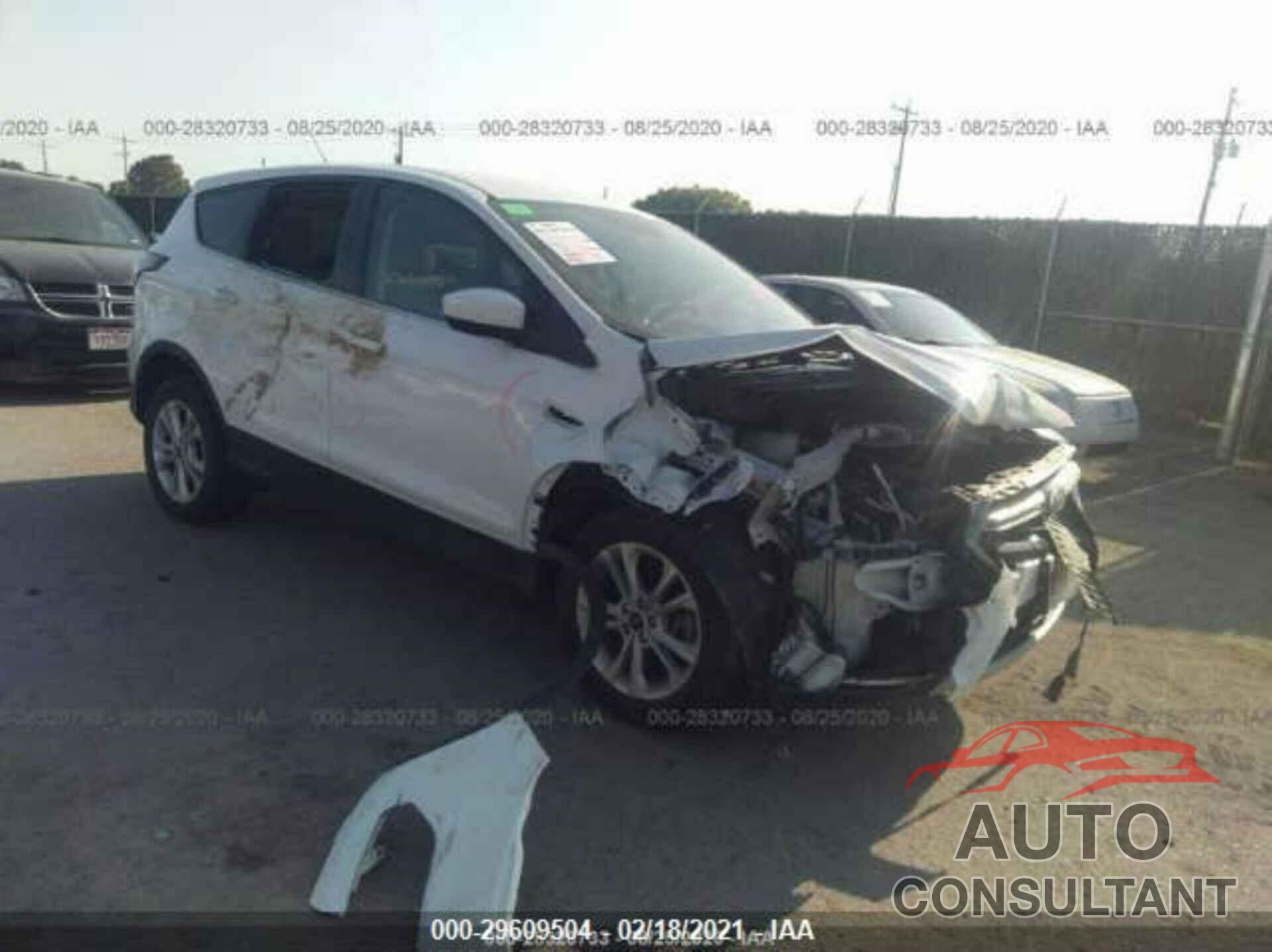 FORD ESCAPE 2017 - 1FMCU9GD3HUC44885