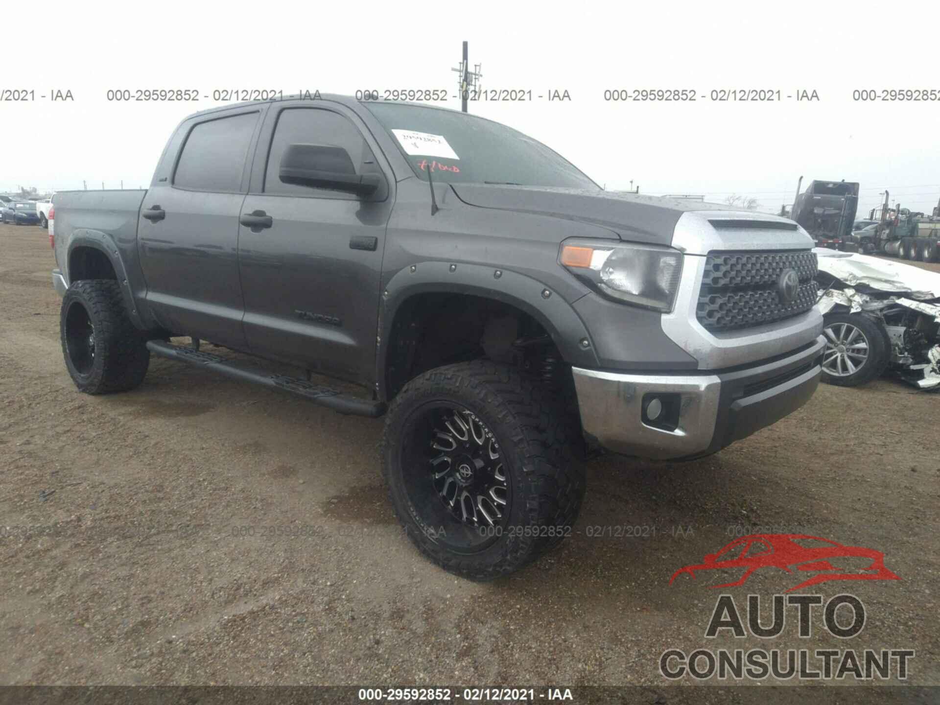 TOYOTA TUNDRA 4WD 2018 - 5TFDY5F13JX701311