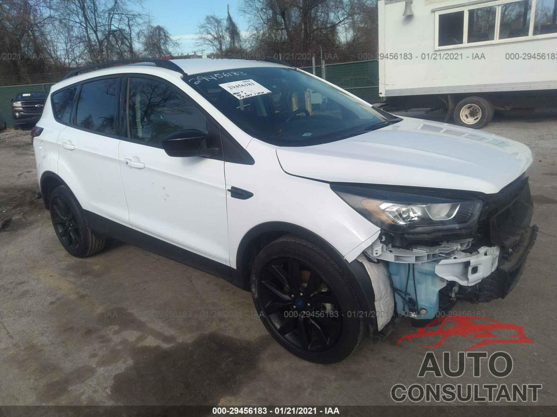 FORD ESCAPE 2019 - 1FMCU0GD1KUA25054