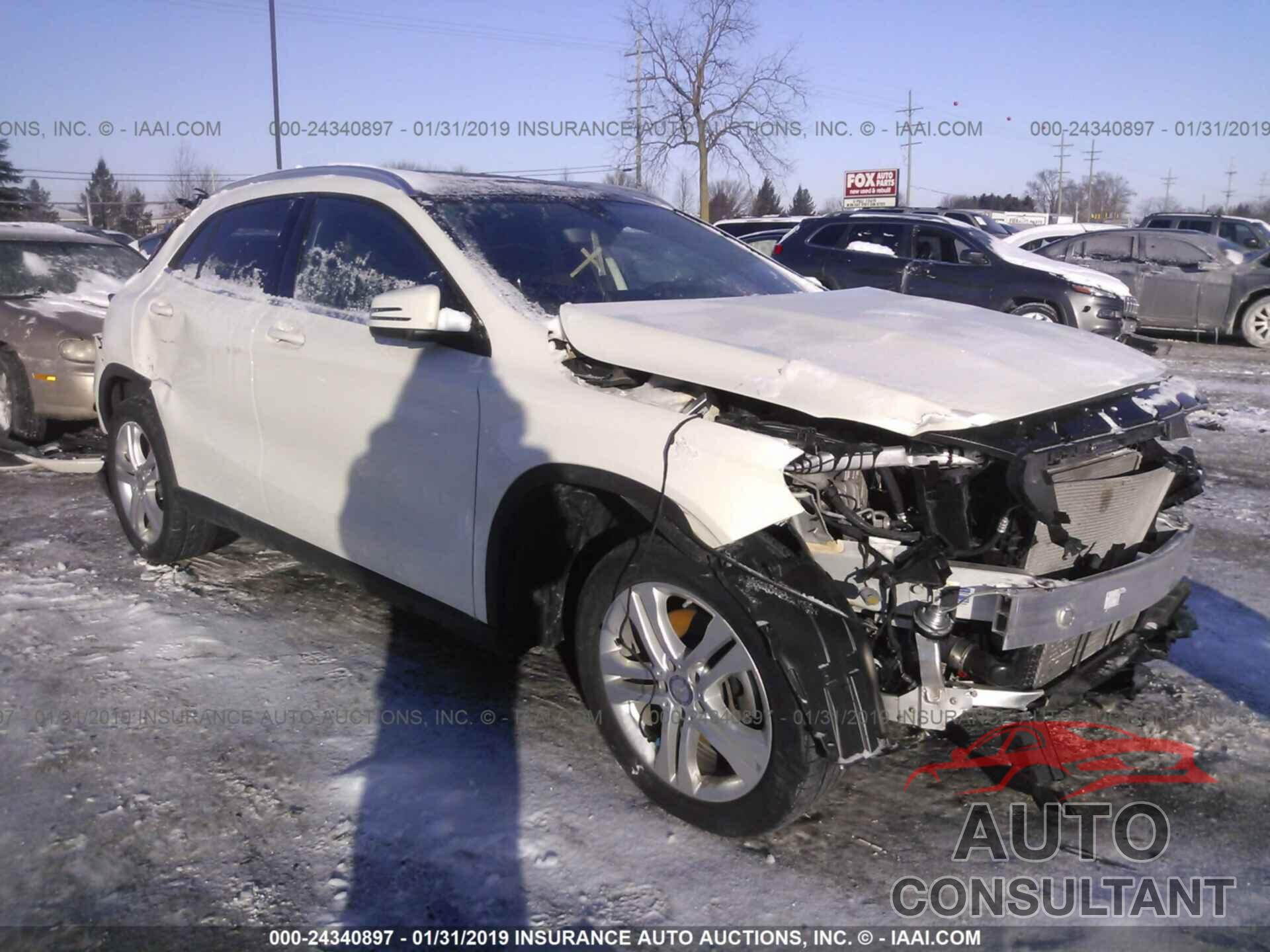 MERCEDES-BENZ GLA 2017 - WDCTG4GB3HJ345840