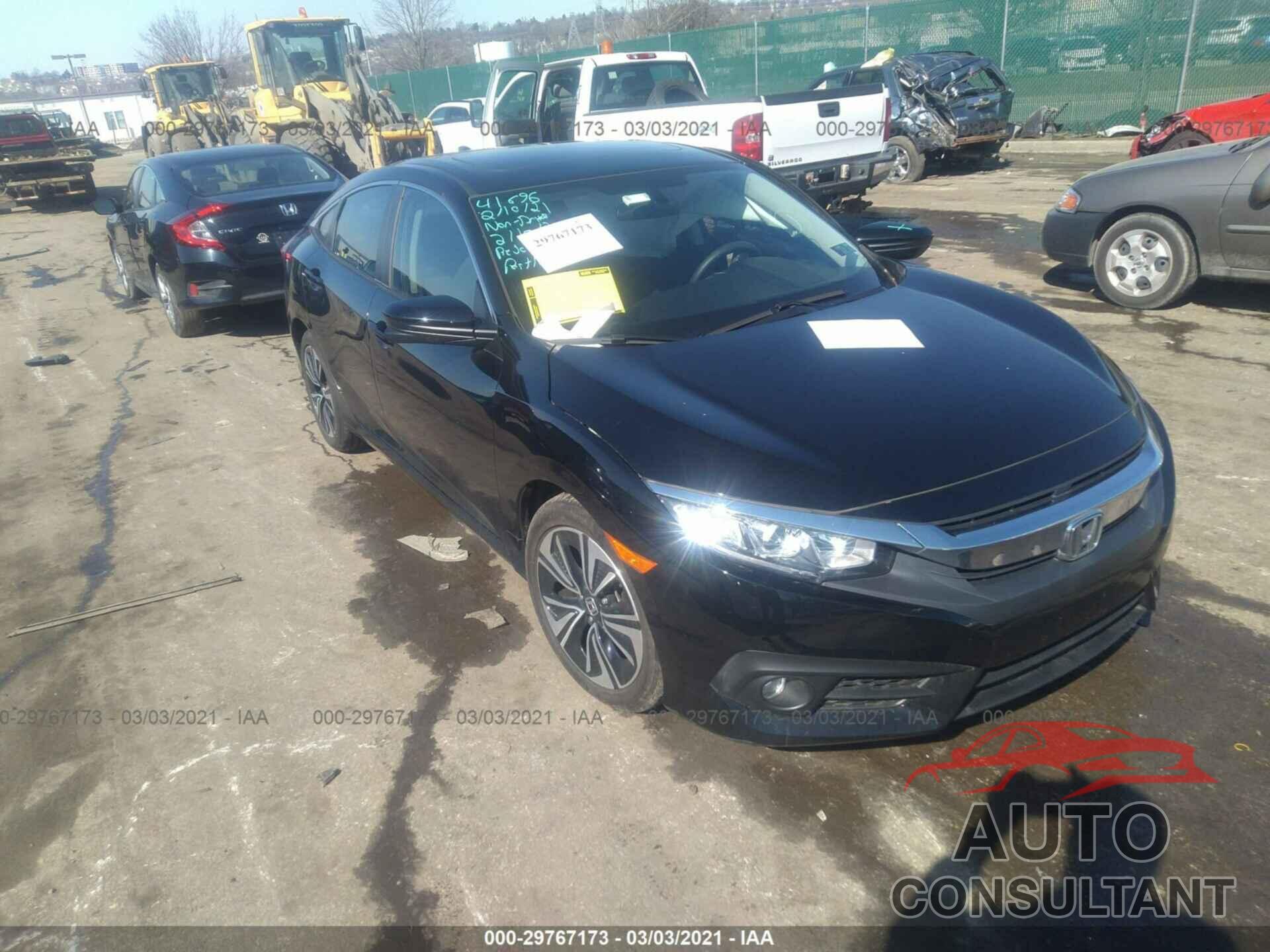 HONDA CIVIC SEDAN 2018 - 2HGFC1E3XJH643626