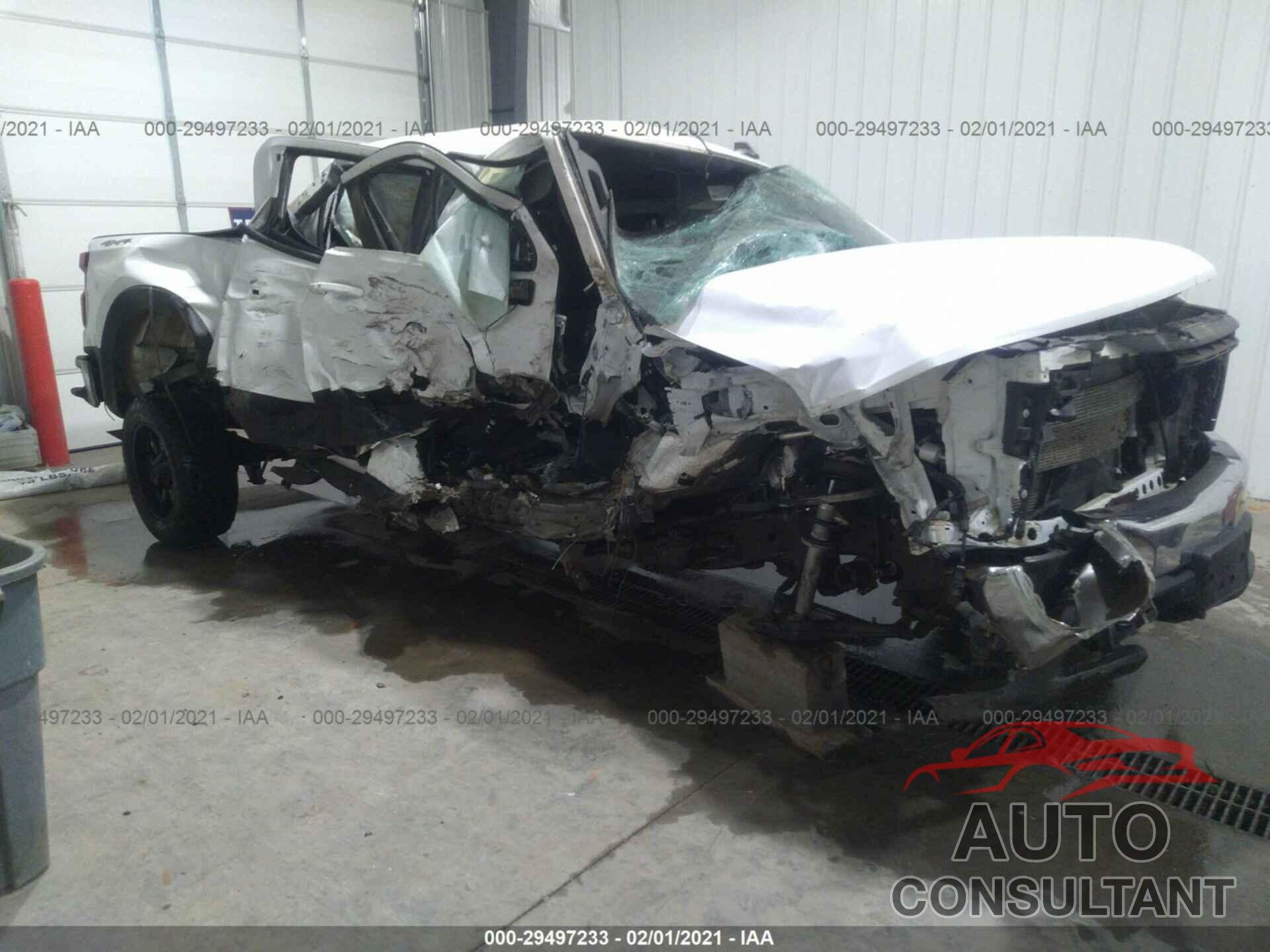 CHEVROLET SILVERADO 1500 2019 - 1GCUYDED2KZ364156