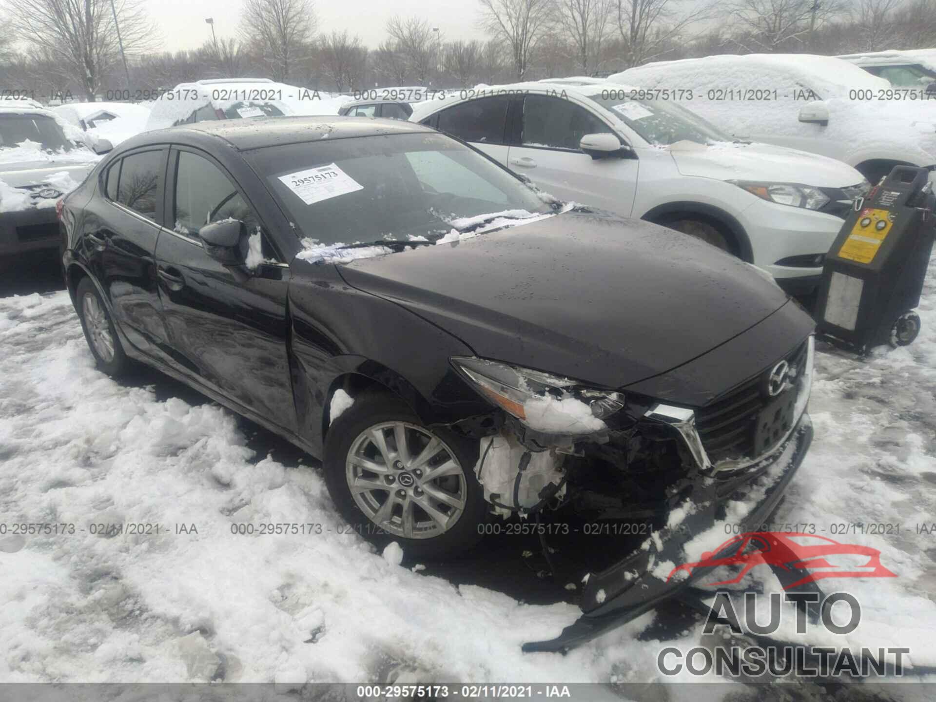 MAZDA MAZDA3 4-DOOR 2017 - 3MZBN1U72HM148308