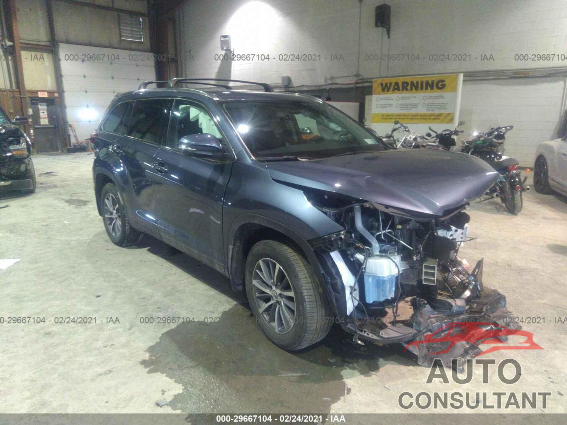 TOYOTA HIGHLANDER 2019 - 5TDJZRFH8KS714440