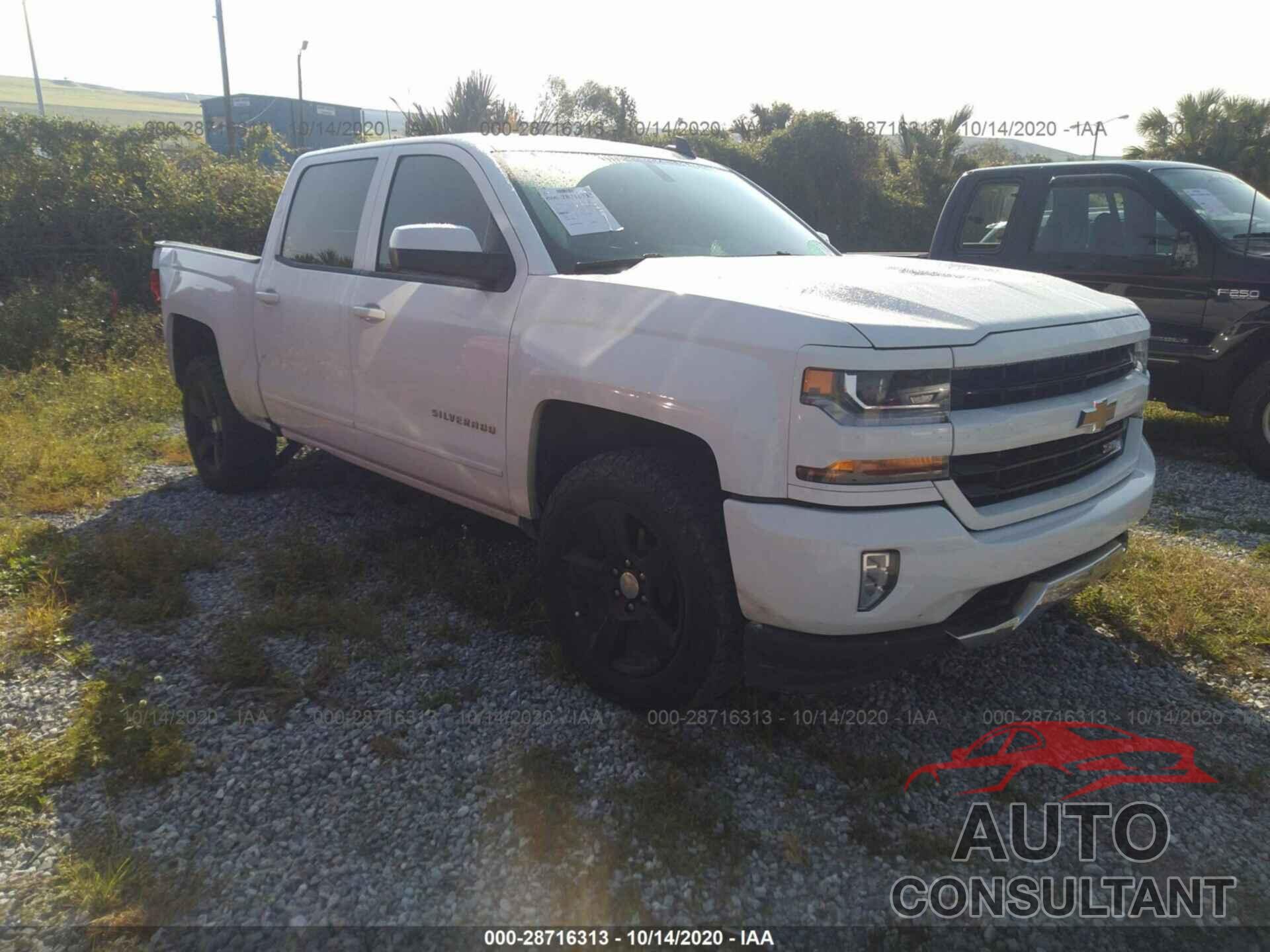 CHEVROLET SILVERADO 1500 2018 - 3GCUKREC0JG599773