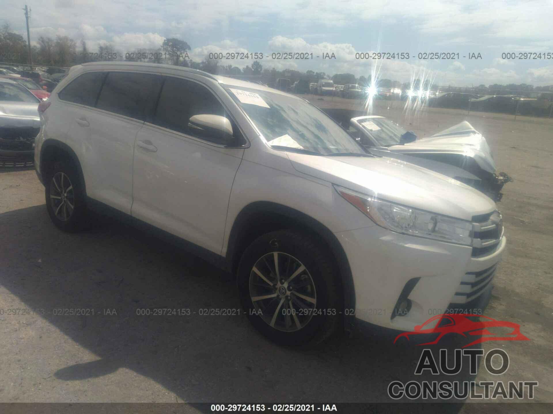 TOYOTA HIGHLANDER 2019 - 5TDKZRFH1KS572257