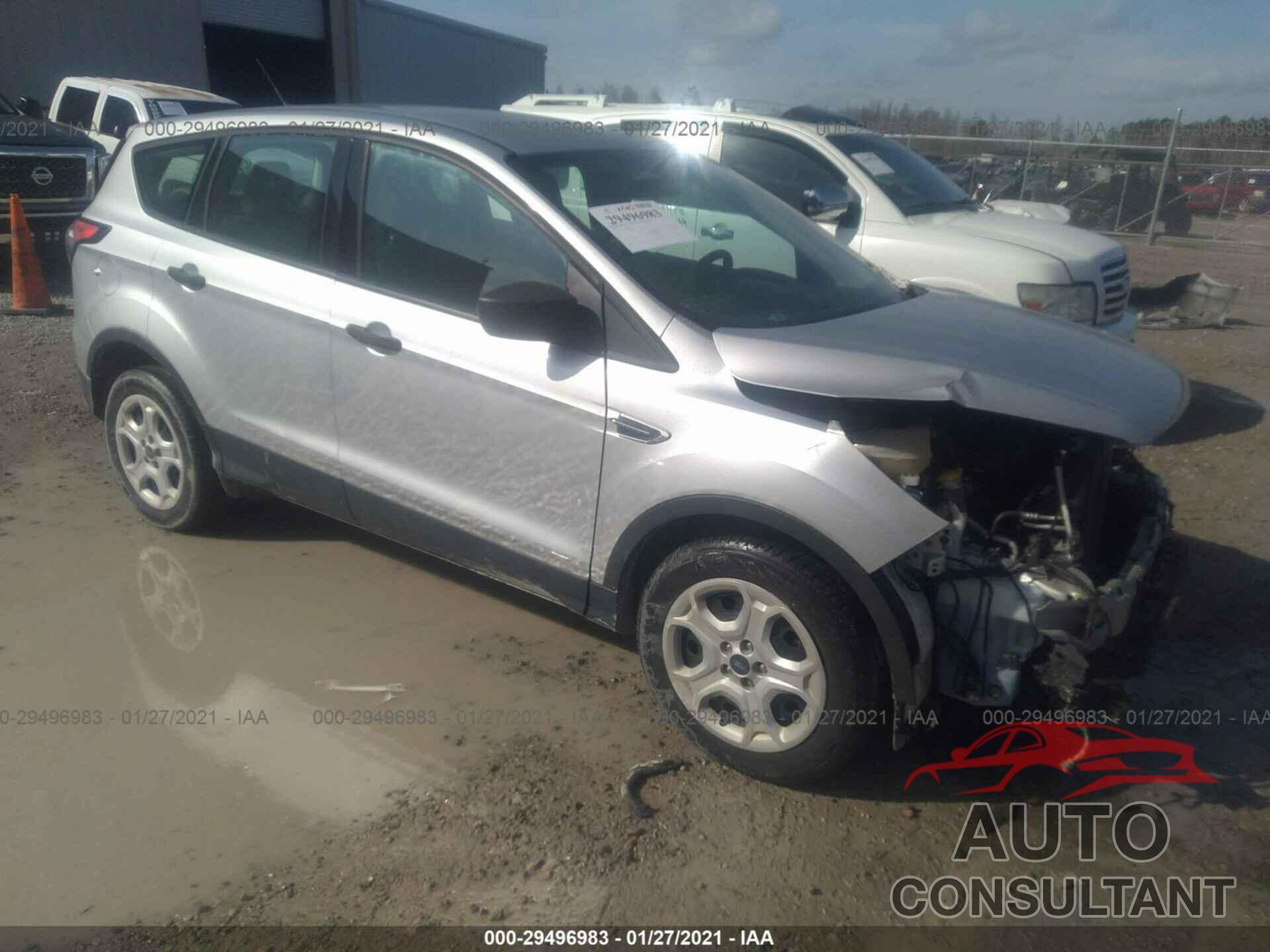 FORD ESCAPE 2017 - 1FMCU0F78HUC19116
