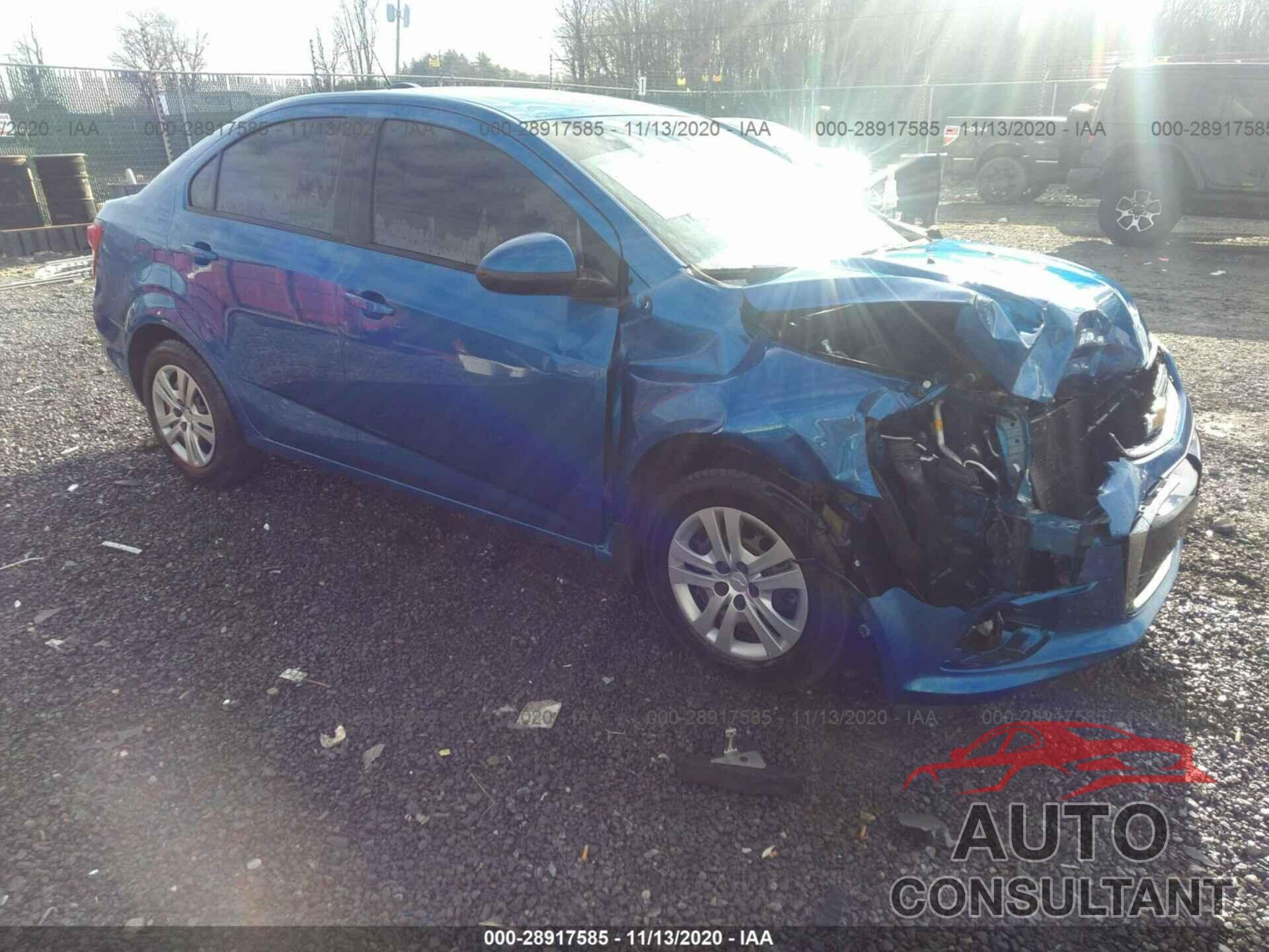 CHEVROLET SONIC 2017 - 1G1JB5SH6H4164512