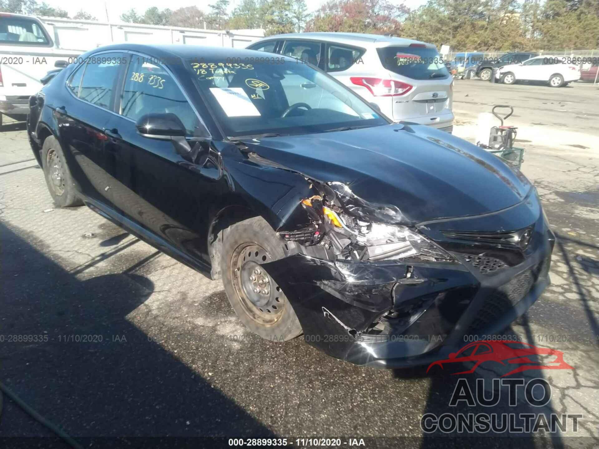 TOYOTA CAMRY 2018 - 4T1B11HK0JU067768