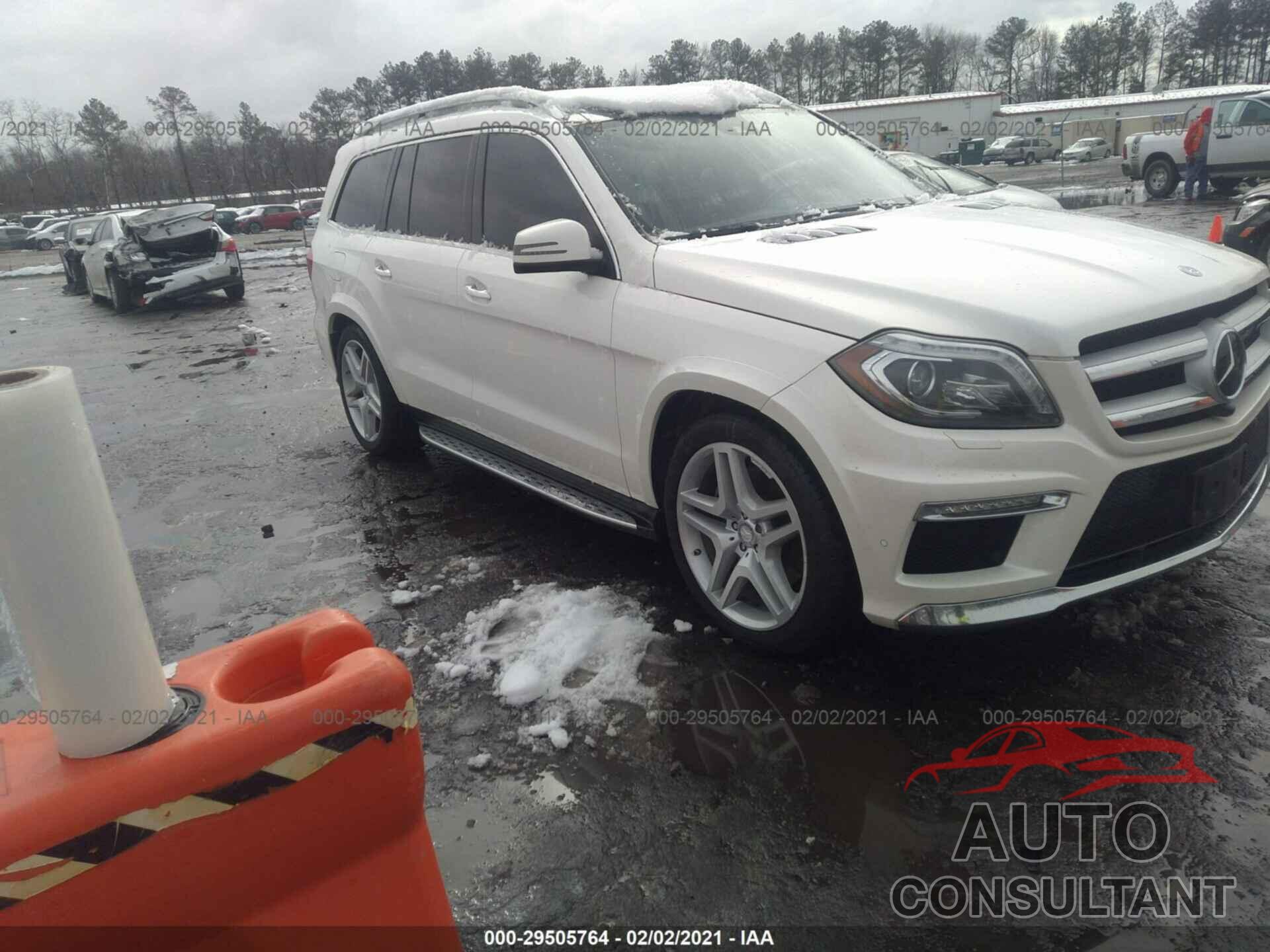 MERCEDES-BENZ GL 2016 - 4JGDF7DE0GA703533