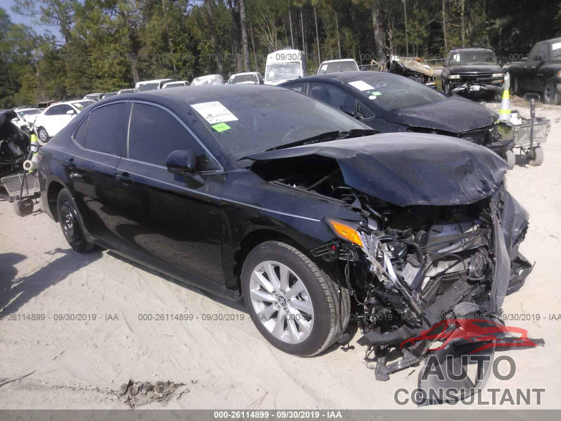 TOYOTA CAMRY 2019 - 4T1B11HK3KU233895