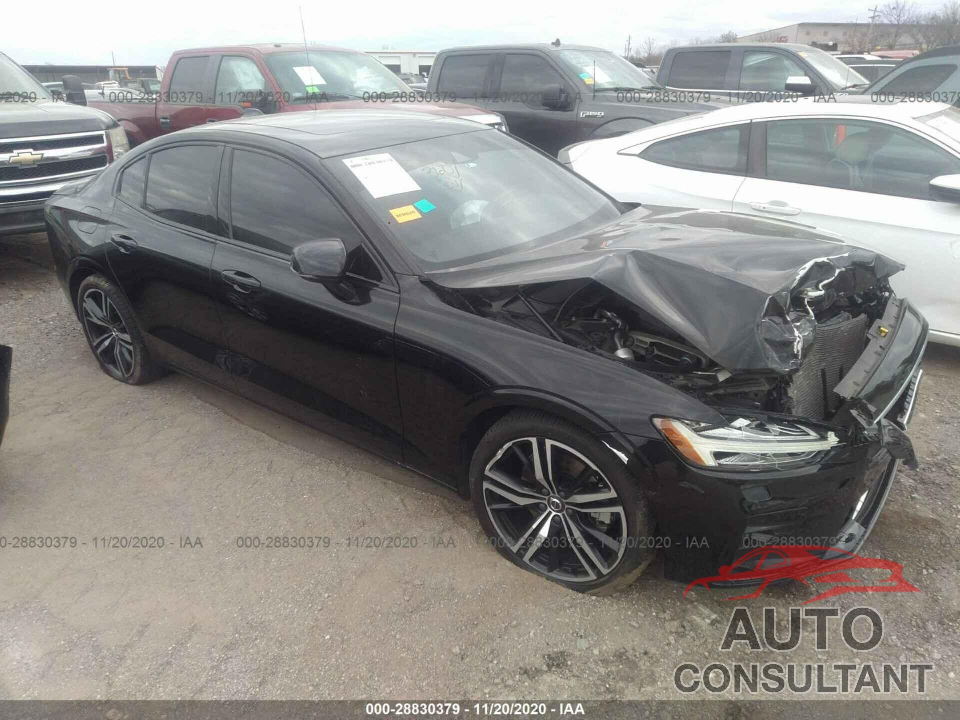 VOLVO S60 2019 - 7JR102FM7KG007257