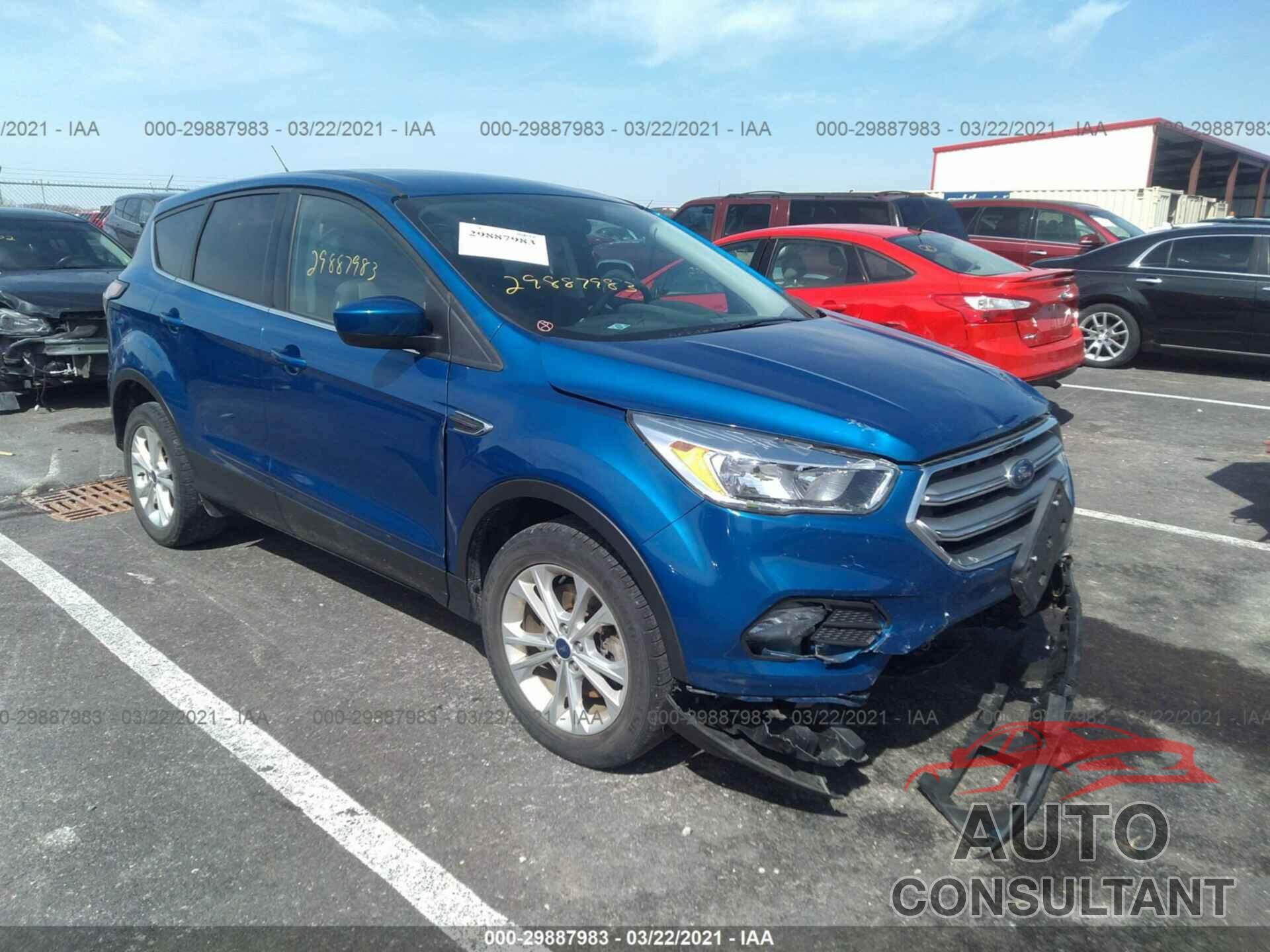 FORD ESCAPE 2017 - 1FMCU9GDXHUC10782