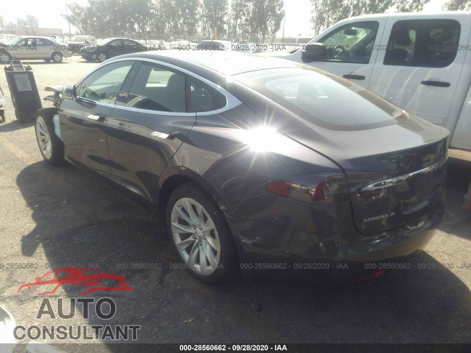 TESLA MODEL S 2018 - 5YJSA1E28JF281358