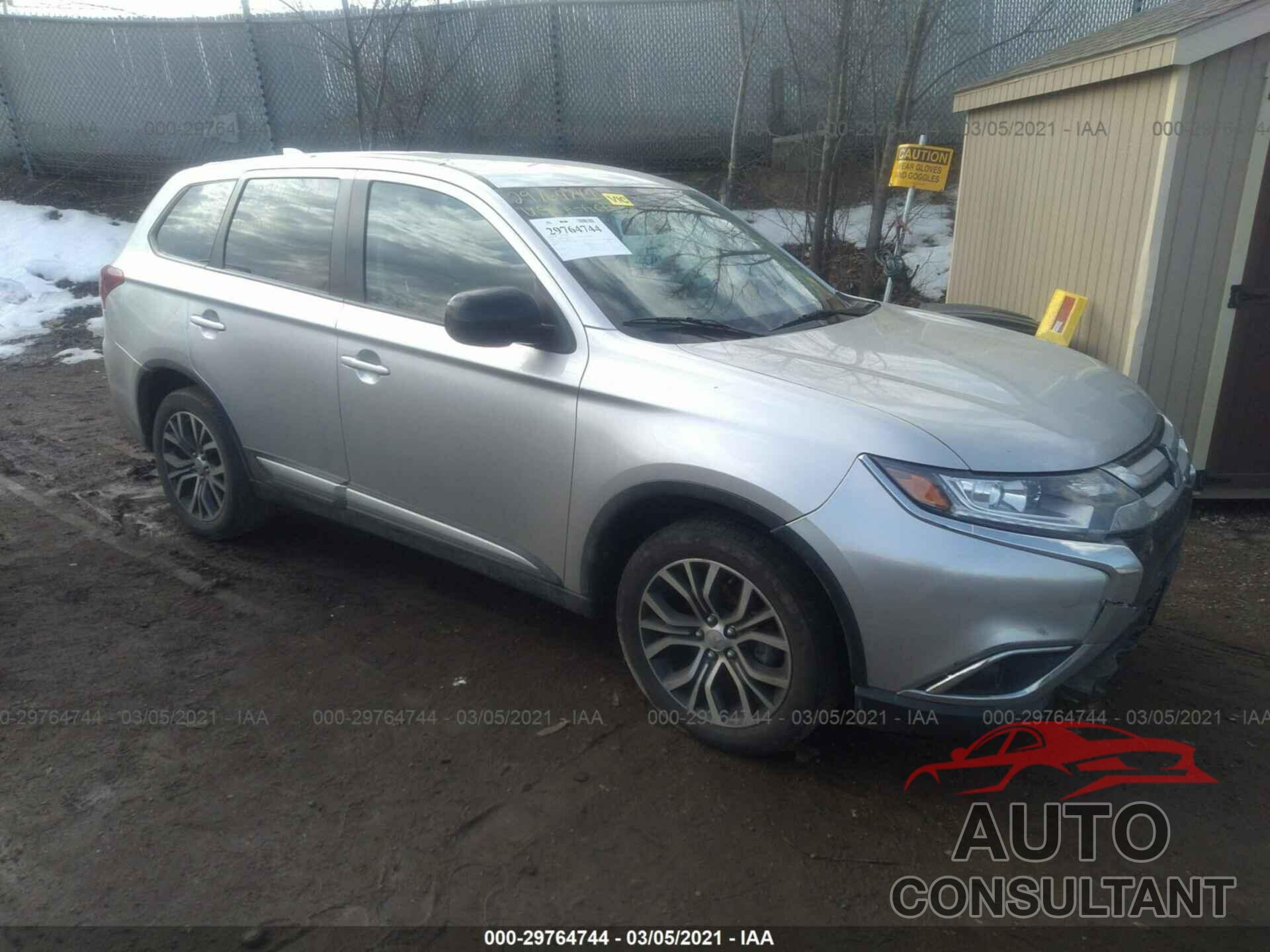 MITSUBISHI OUTLANDER 2018 - JA4AZ3A3XJZ058144
