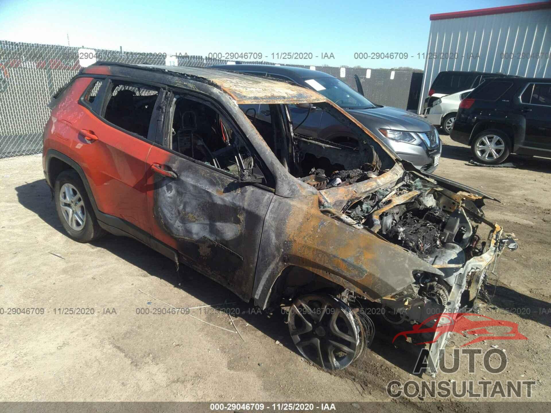 JEEP COMPASS 2018 - 3C4NJCAB7JT255169