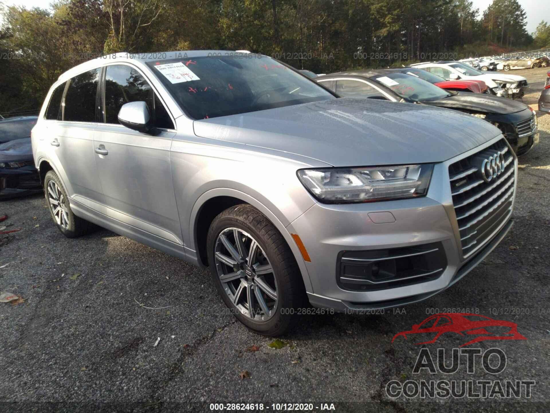 AUDI Q7 2018 - WA1VAAF72JD040680