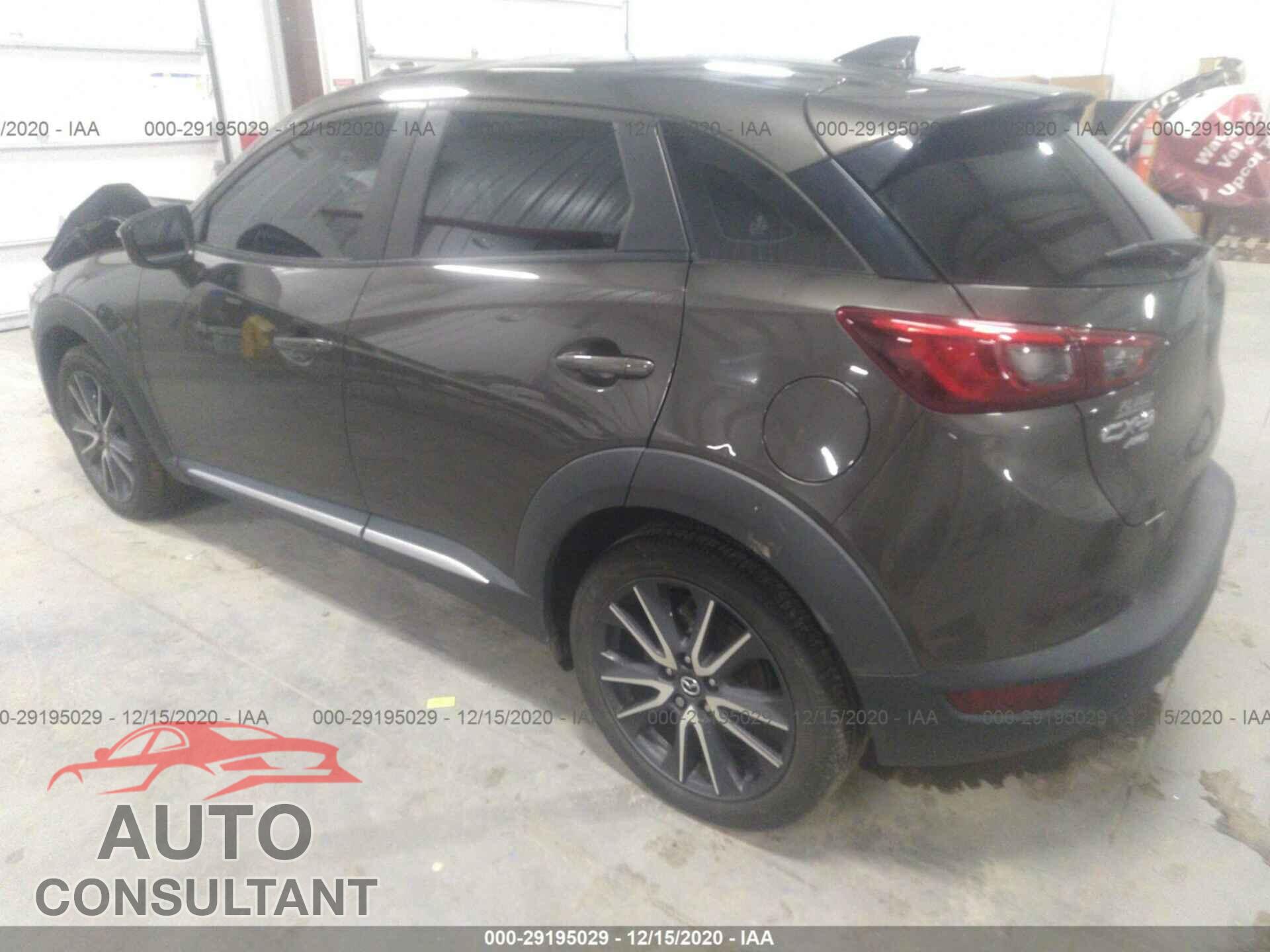 MAZDA CX-3 2018 - JM1DKFD79J0321929