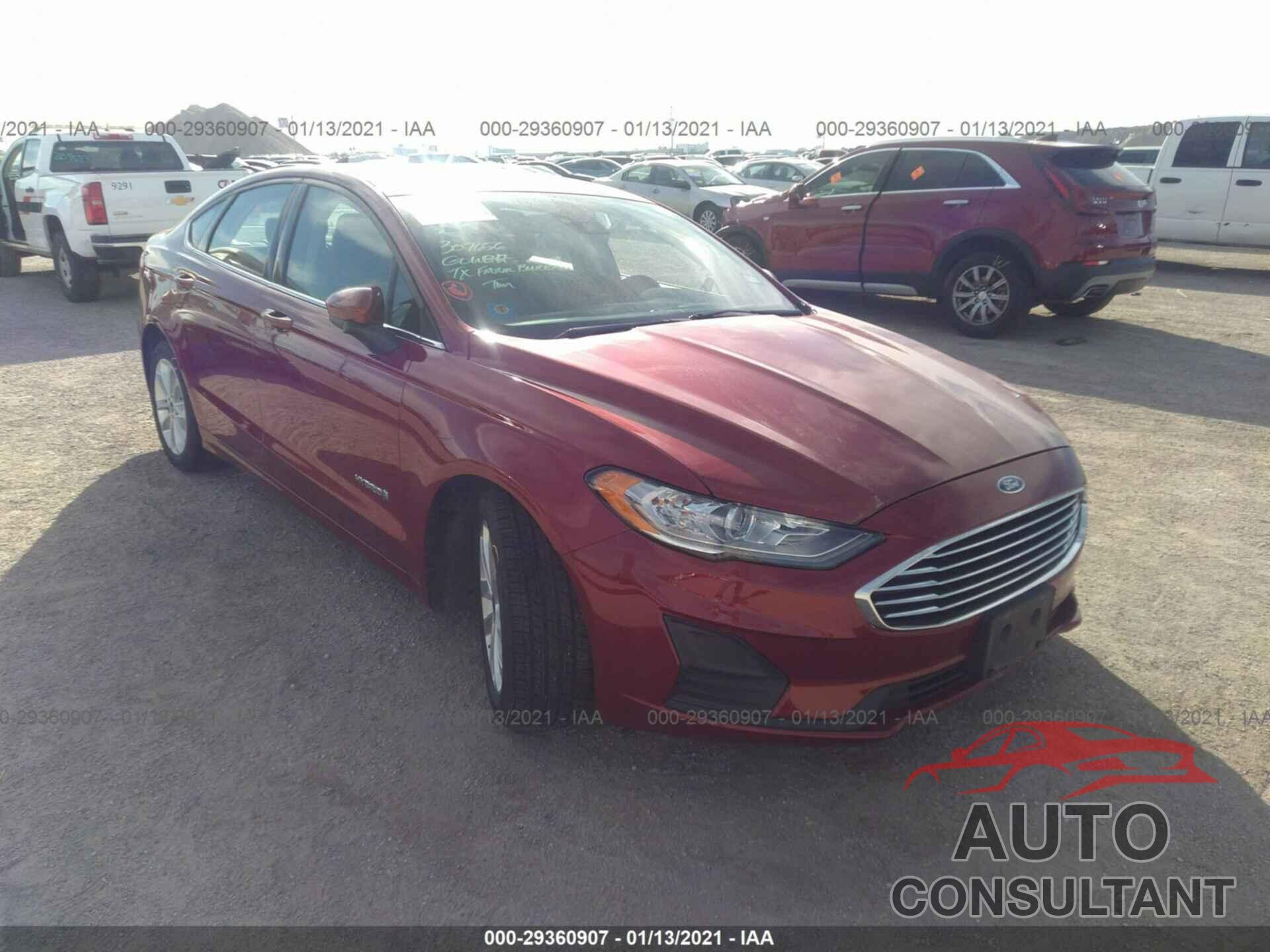 FORD FUSION HYBRID 2019 - 3FA6P0LU0KR124623