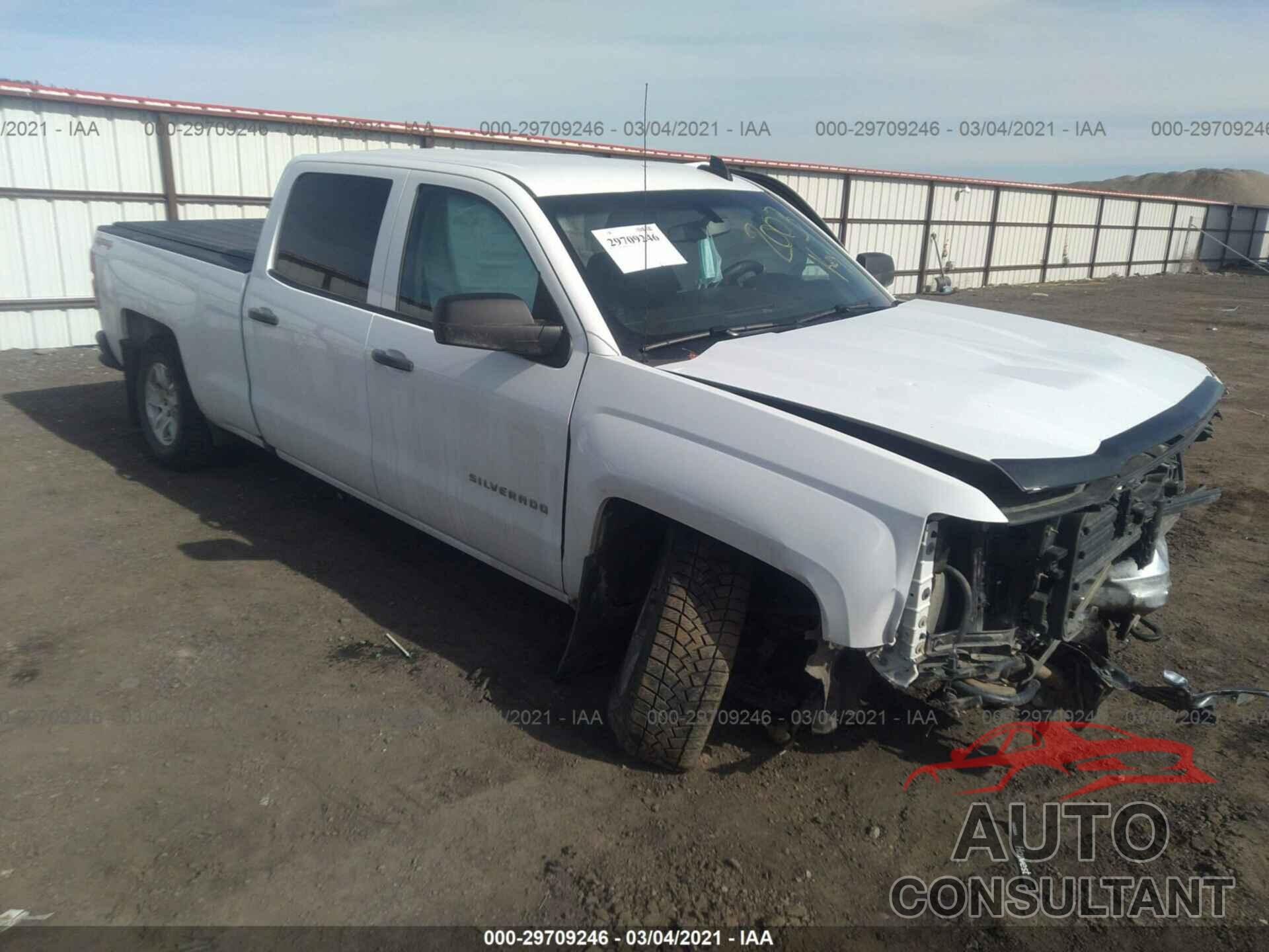 CHEVROLET SILVERADO 1500 2018 - 1GCUKNEC3JF195439