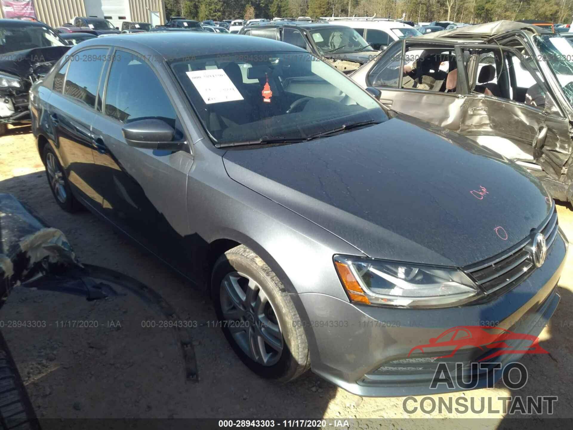 VOLKSWAGEN JETTA 2018 - 3VW2B7AJXJM257679