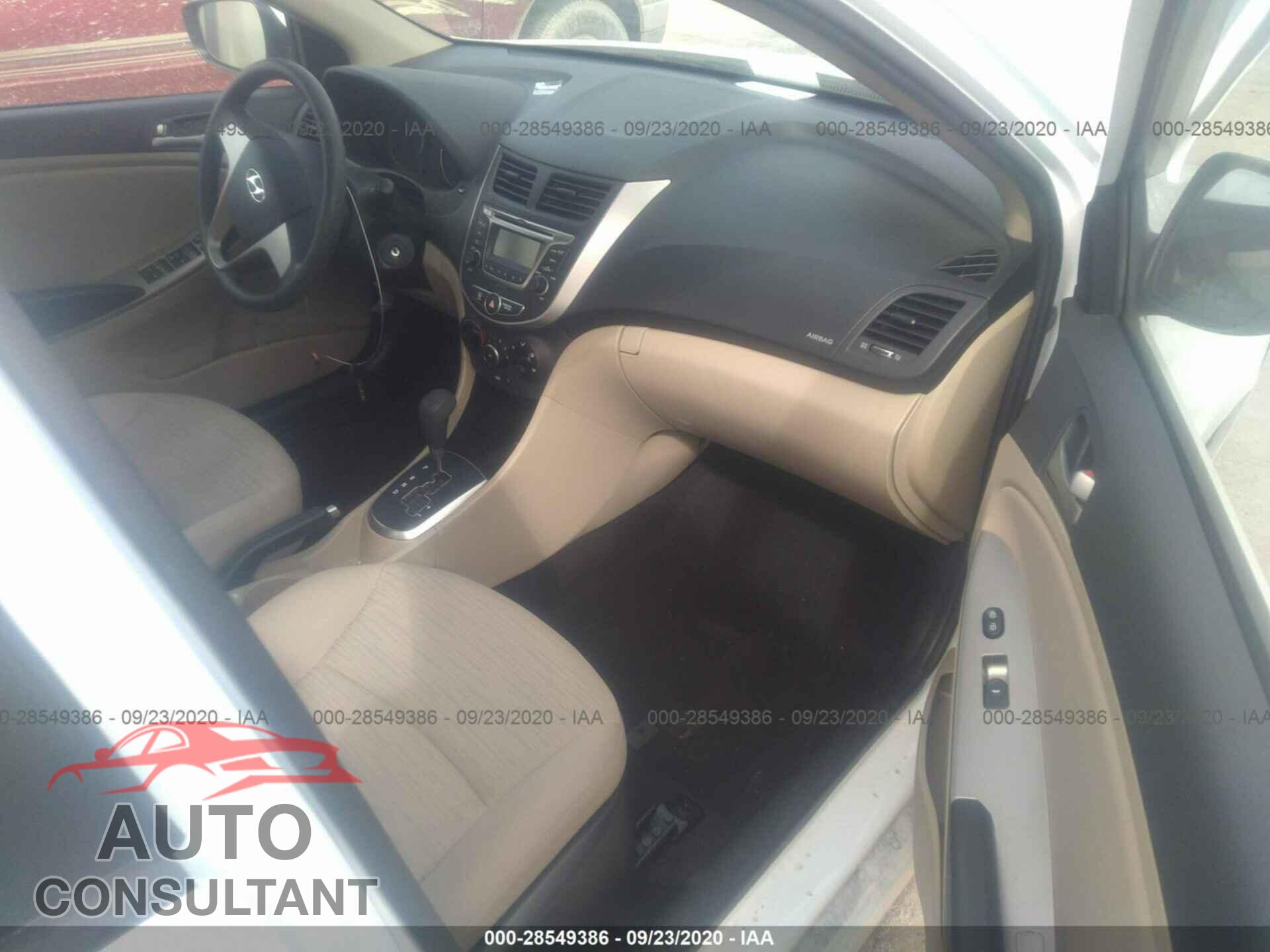 HYUNDAI ACCENT 2017 - KMHCT4AEXHU320447