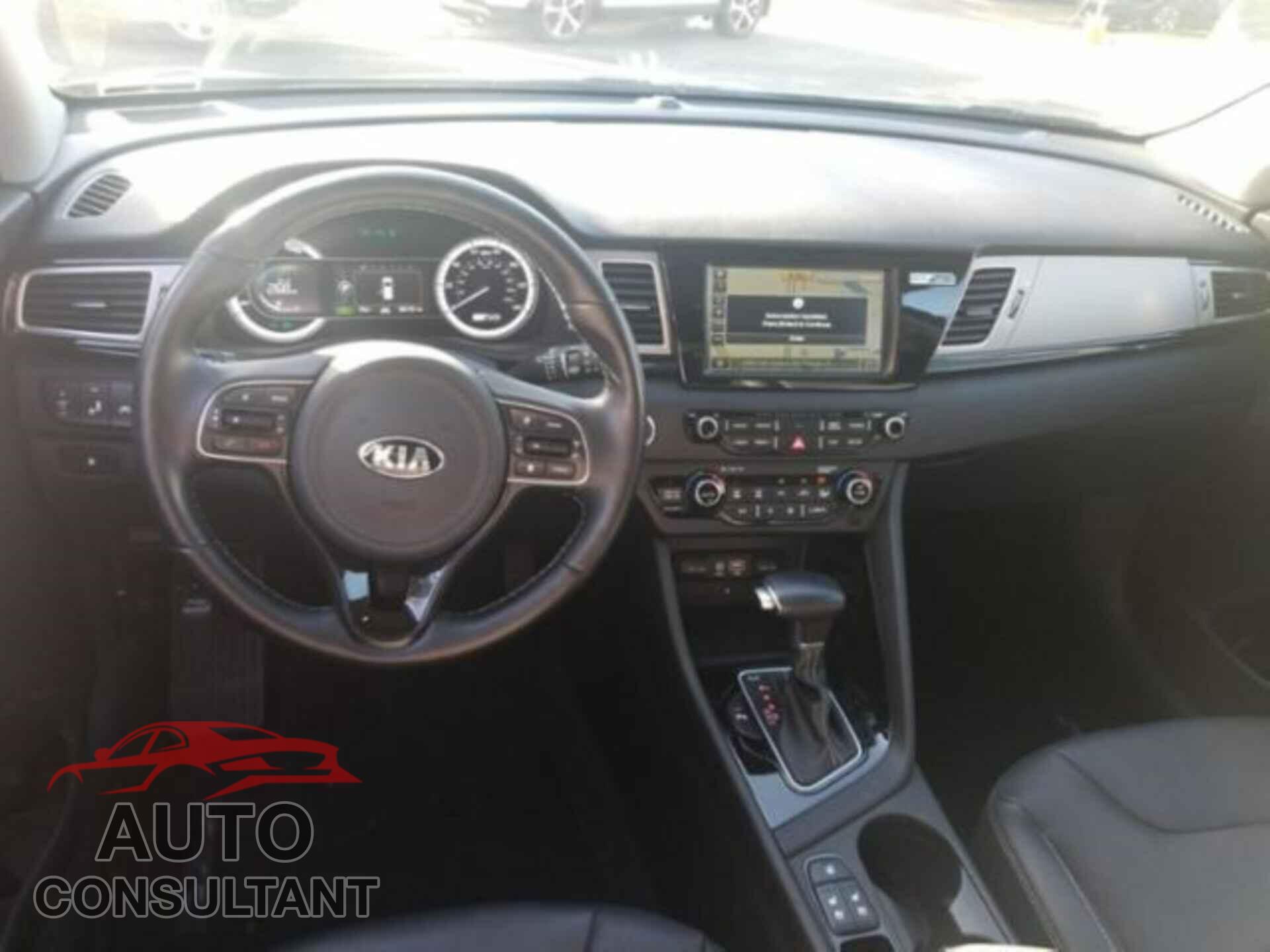 KIA NIRO 2018 - KNDCE3LC2J5114611