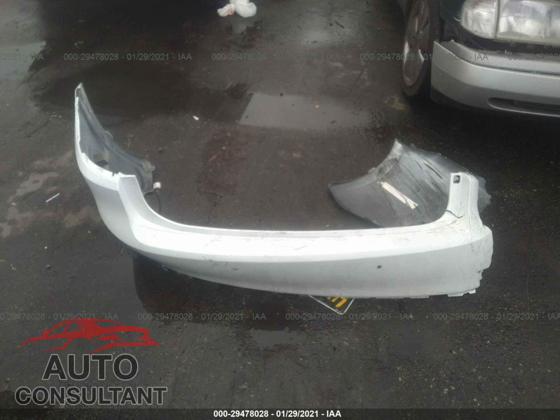 LEXUS IS 2018 - JTHBA1D29J5077850