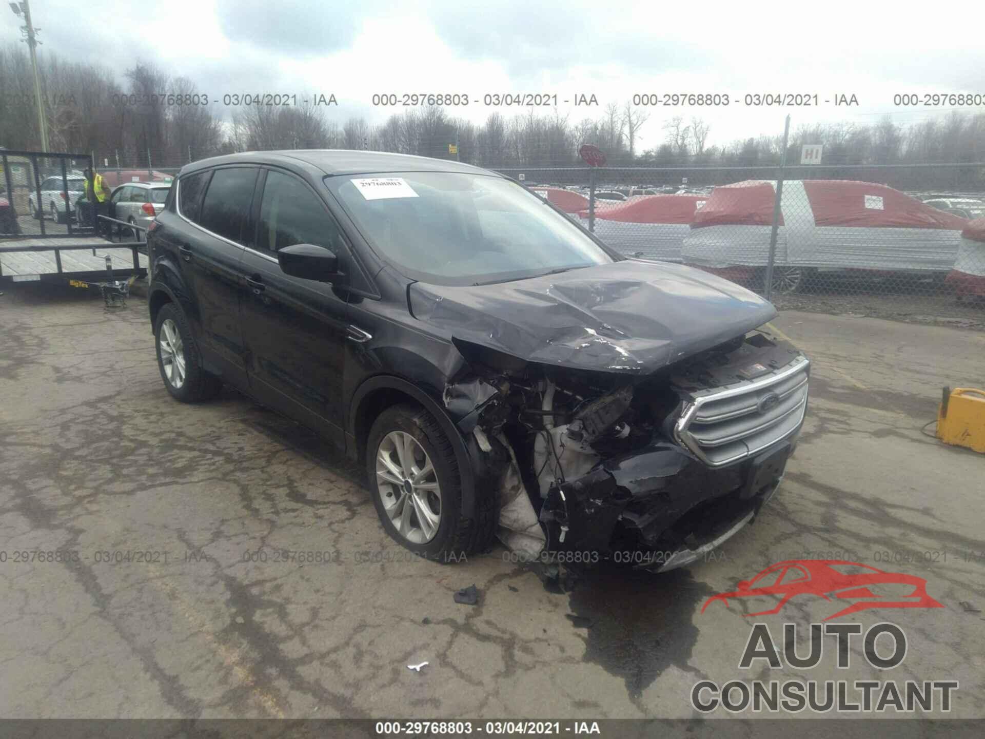 FORD ESCAPE 2017 - 1FMCU9GD6HUD14864