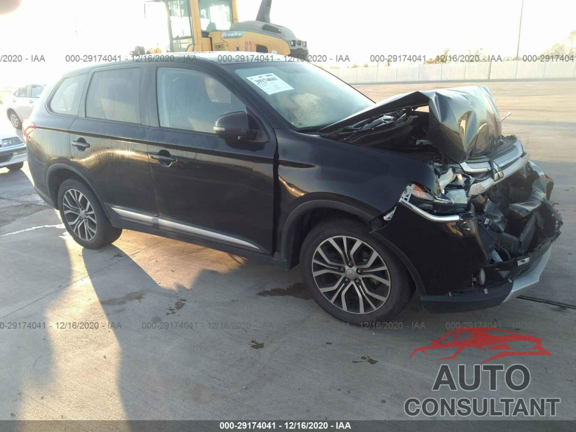 MITSUBISHI OUTLANDER 2018 - JA4AD3A36JZ023485