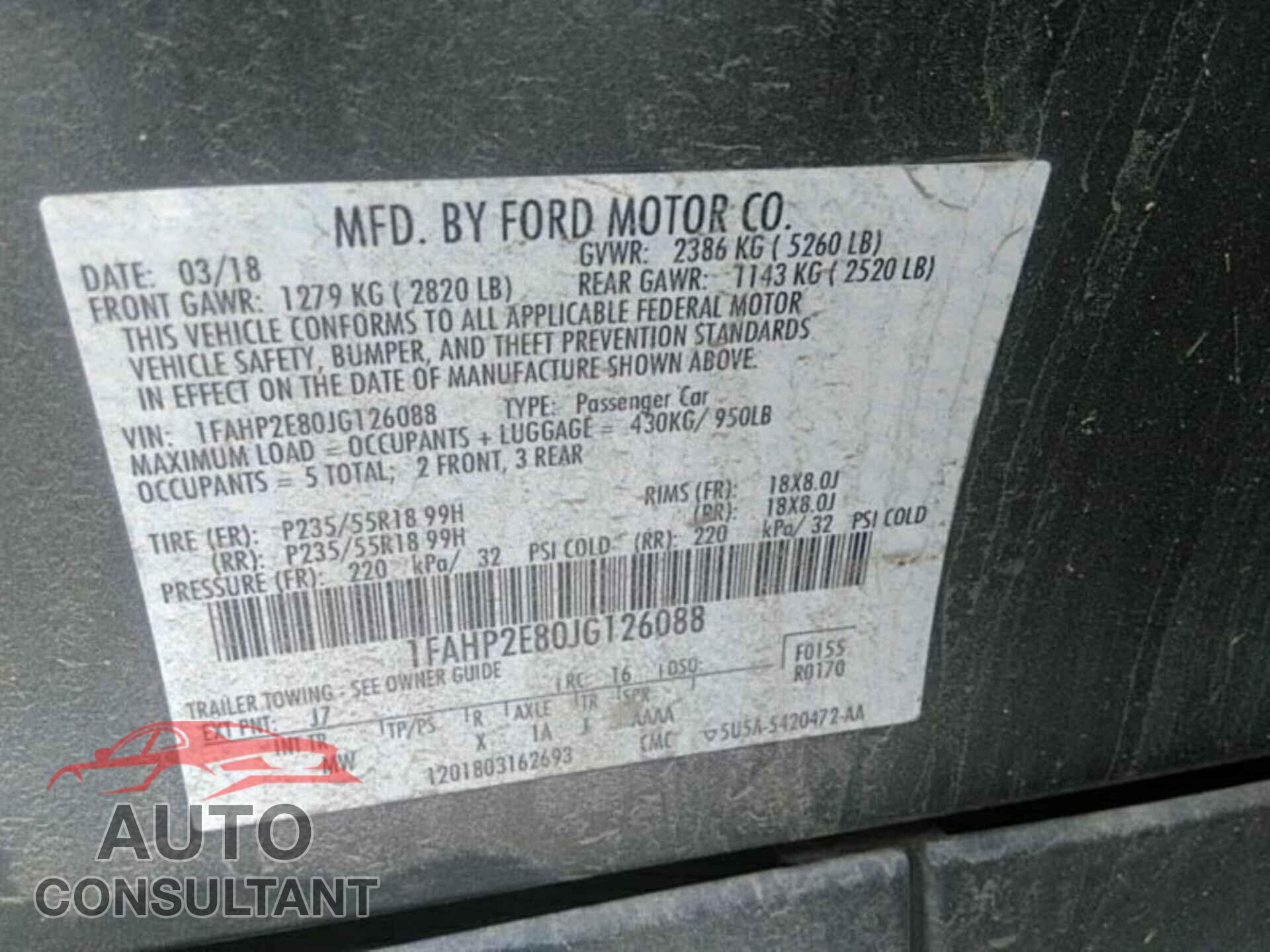 FORD TAURUS 2018 - 1FAHP2E80JG126088