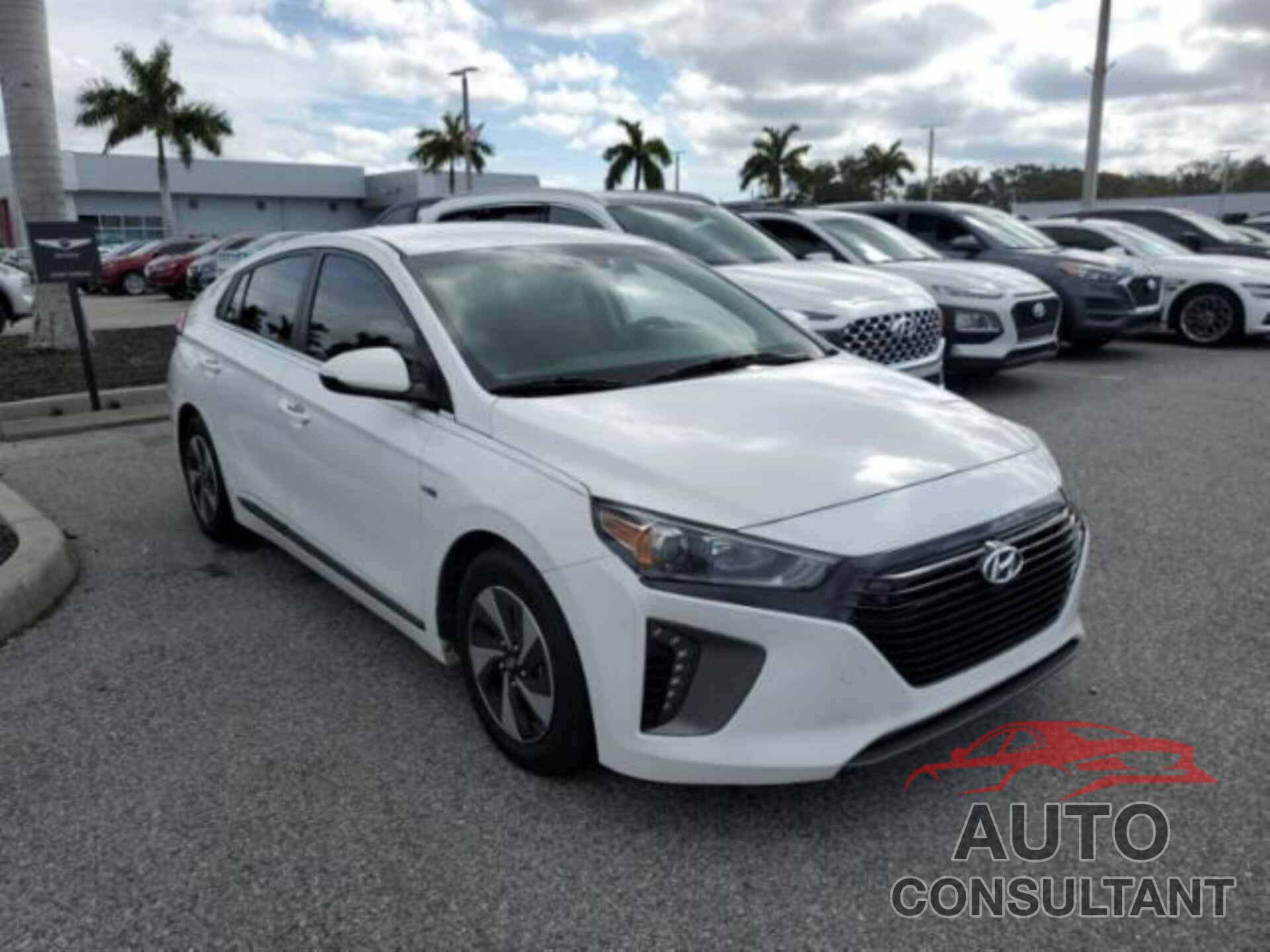 HYUNDAI IONIQ HYBRID 2017 - KMHC75LC6HU029921