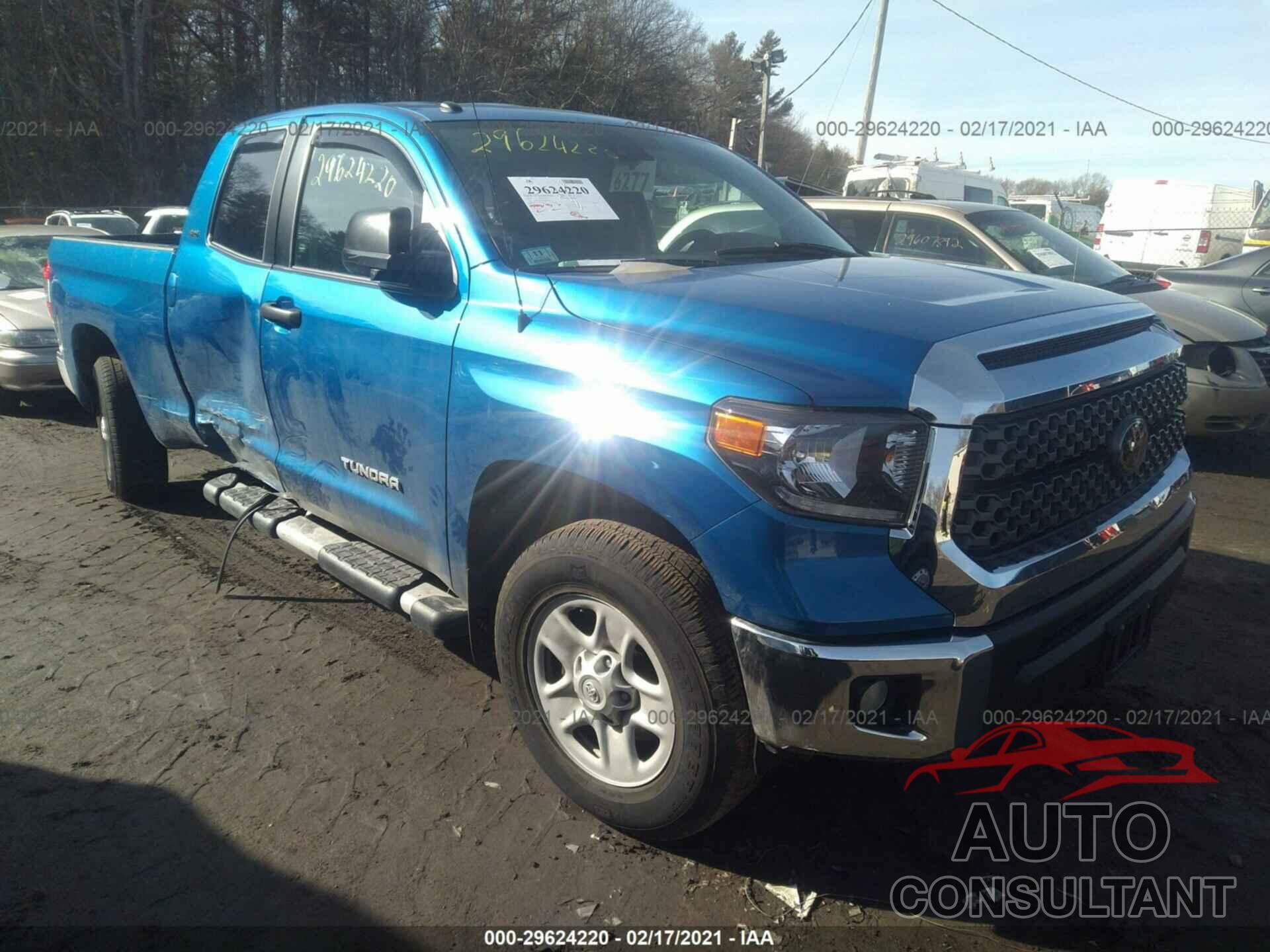 TOYOTA TUNDRA 4WD 2018 - 5TFUM5F12JX079103