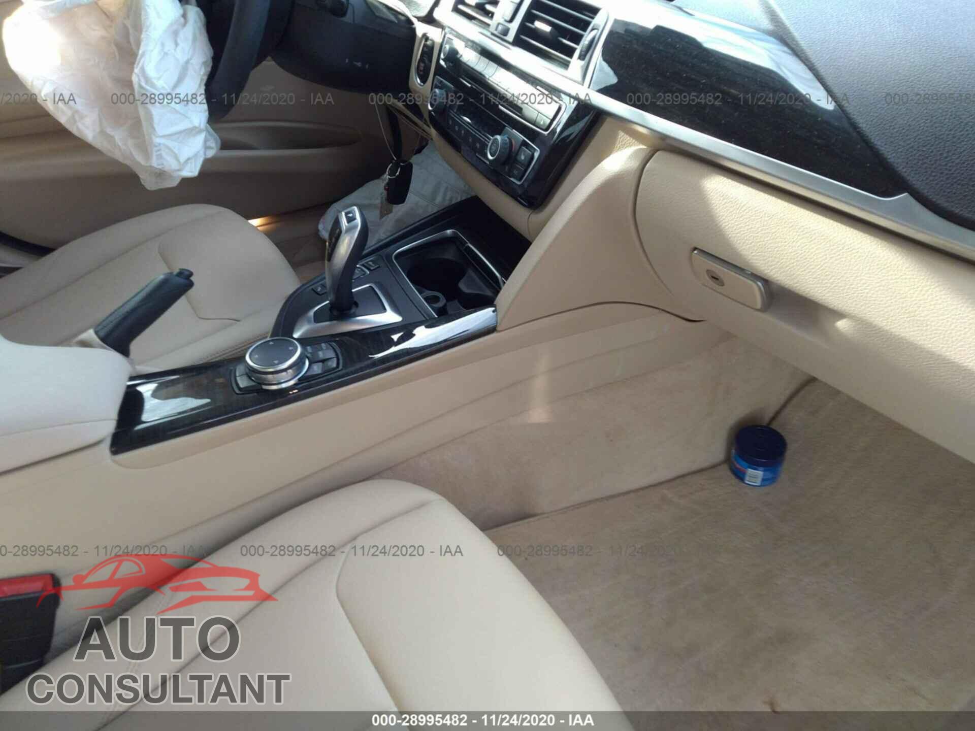 BMW 3 SERIES 2016 - WBA8E5G52GNU21439